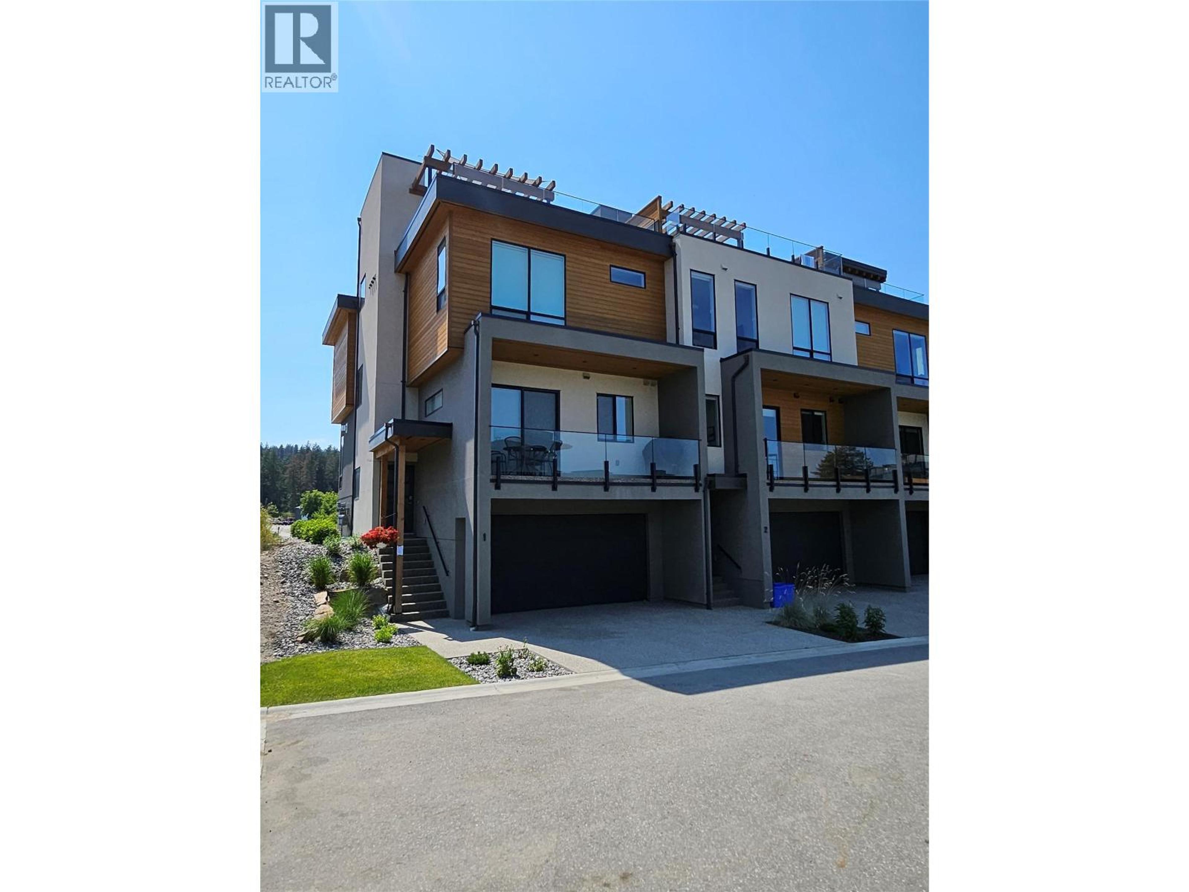 105 Predator Ridge Drive, Vernon - Exteriors - Photo 6