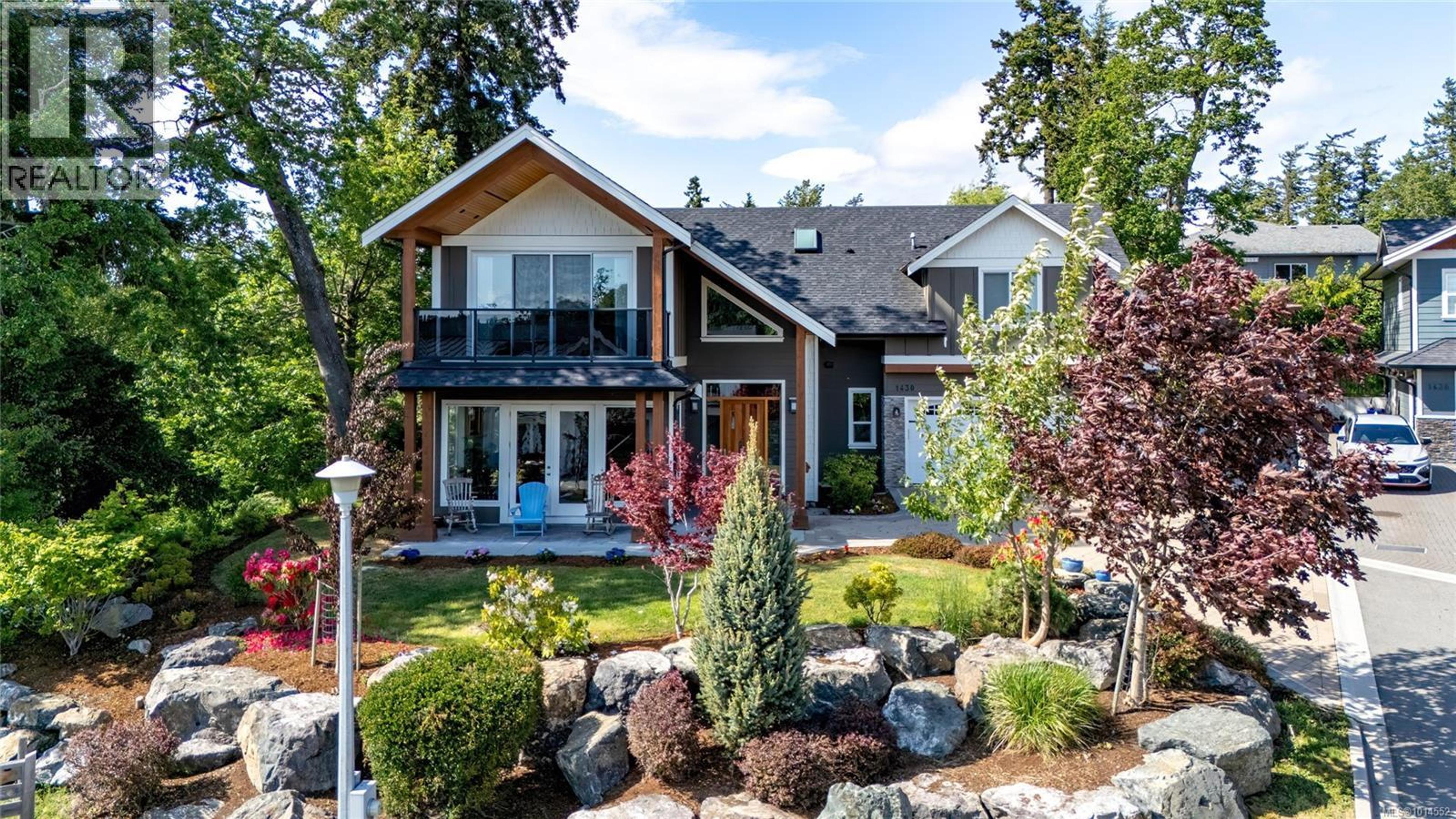 1430 Payton Pl, Saanich - Exteriors - Photo 3