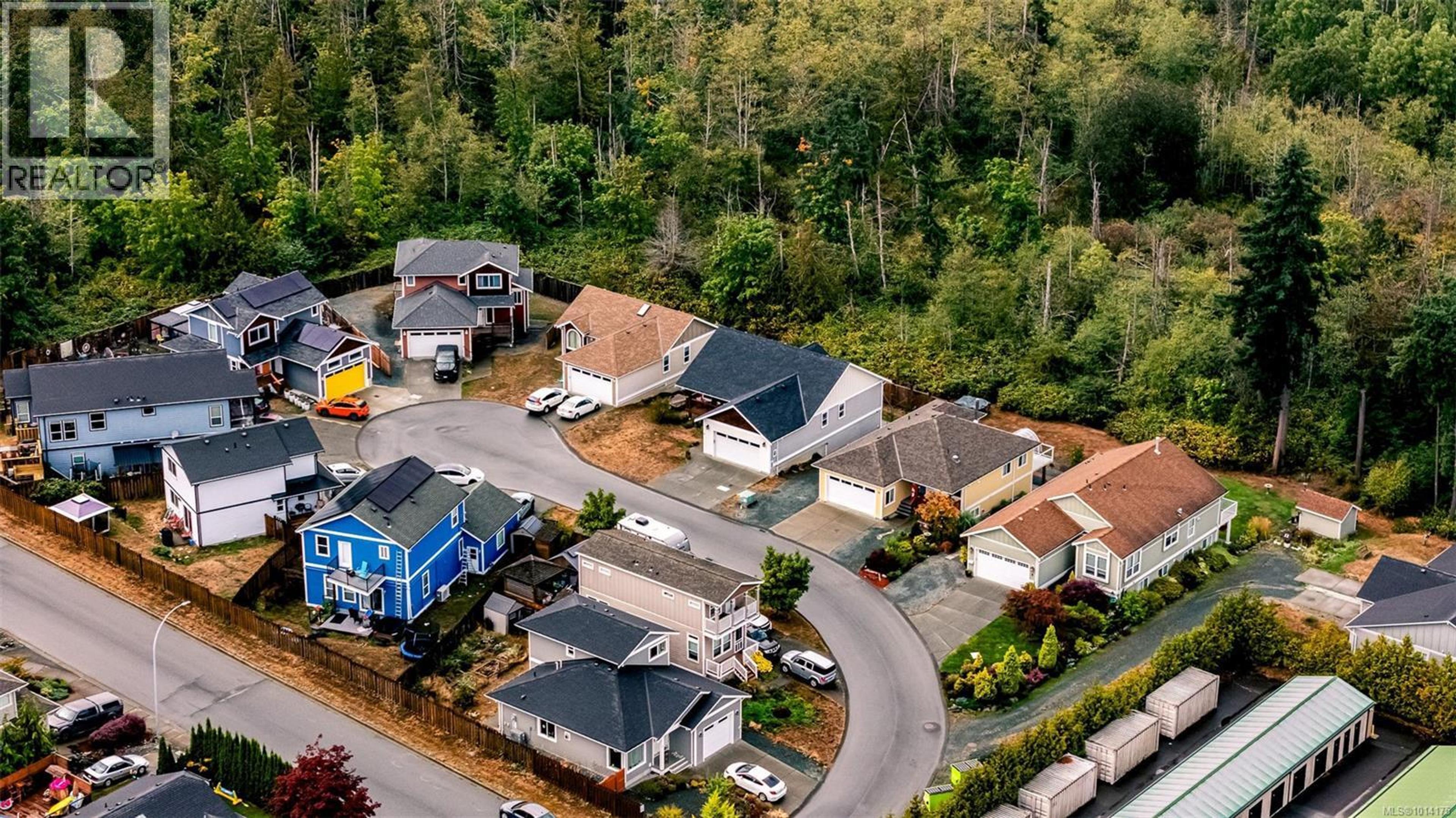 1711 Chaplin St, Crofton - Exteriors - Full Complex View, Drone/Aerial View - Photo 3