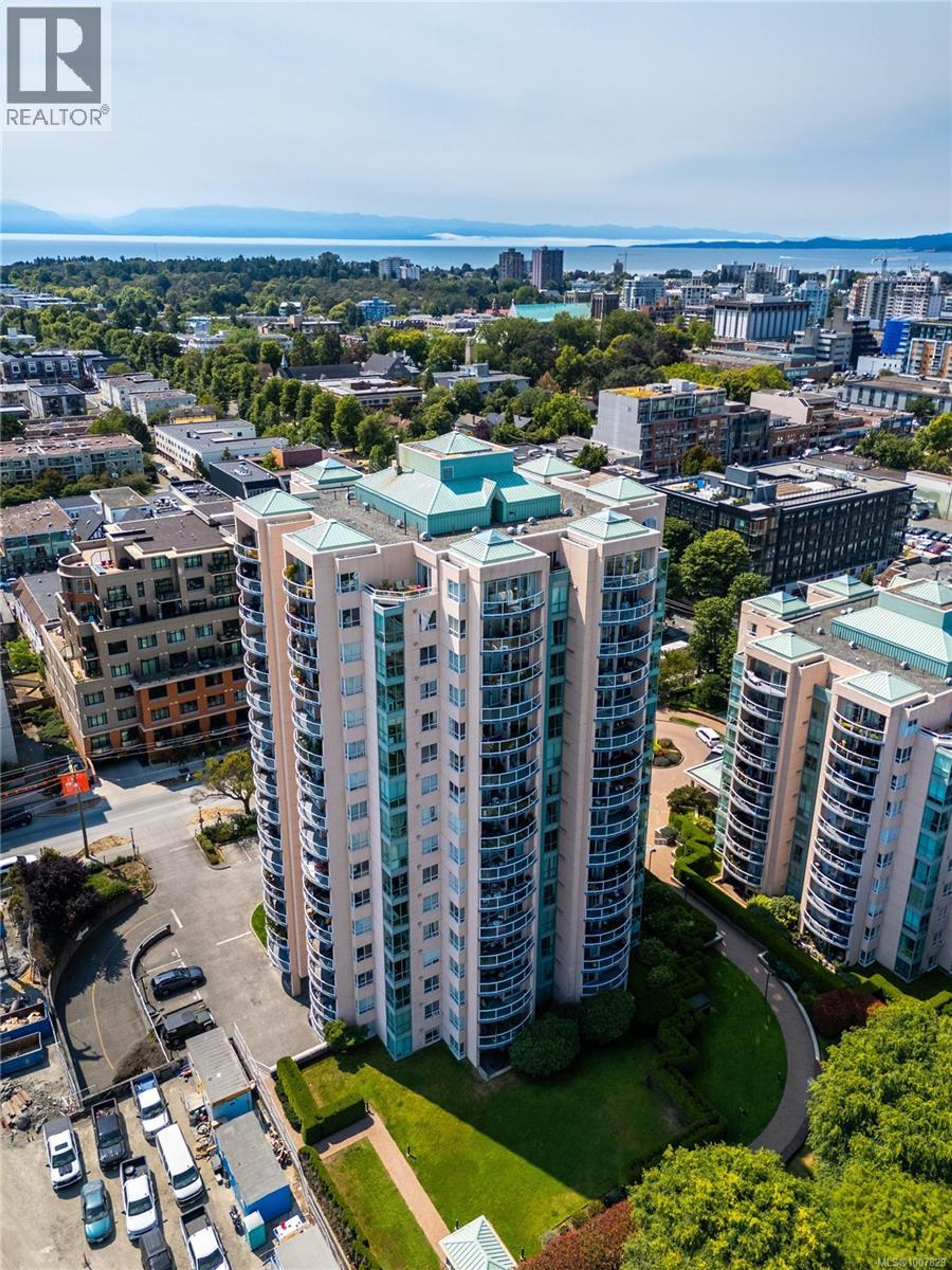 1010 View St, Victoria - Exteriors - Full Complex View, Drone/Aerial View - Photo 4