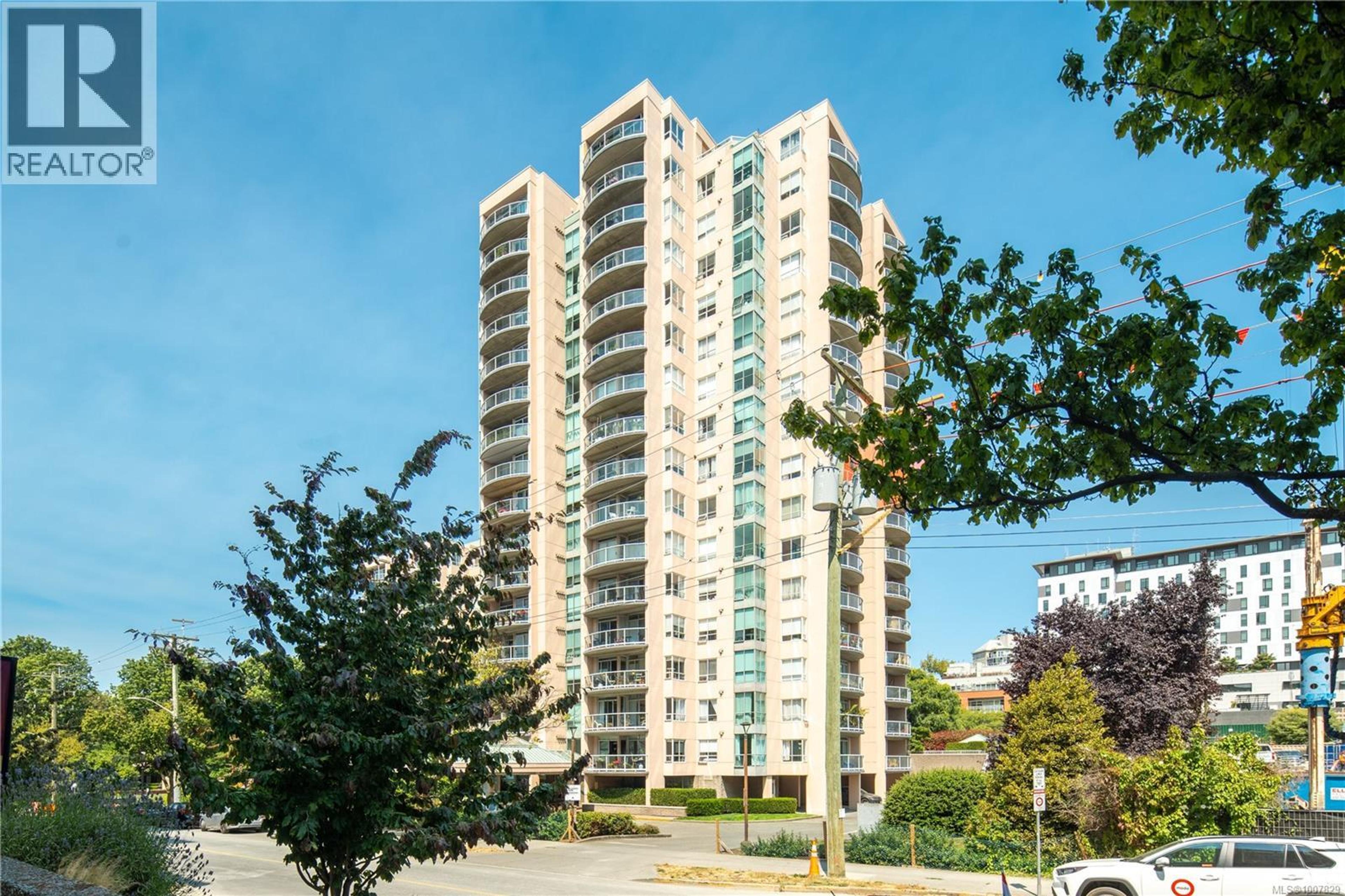 1010 View St, Victoria - Exteriors - Photo 6