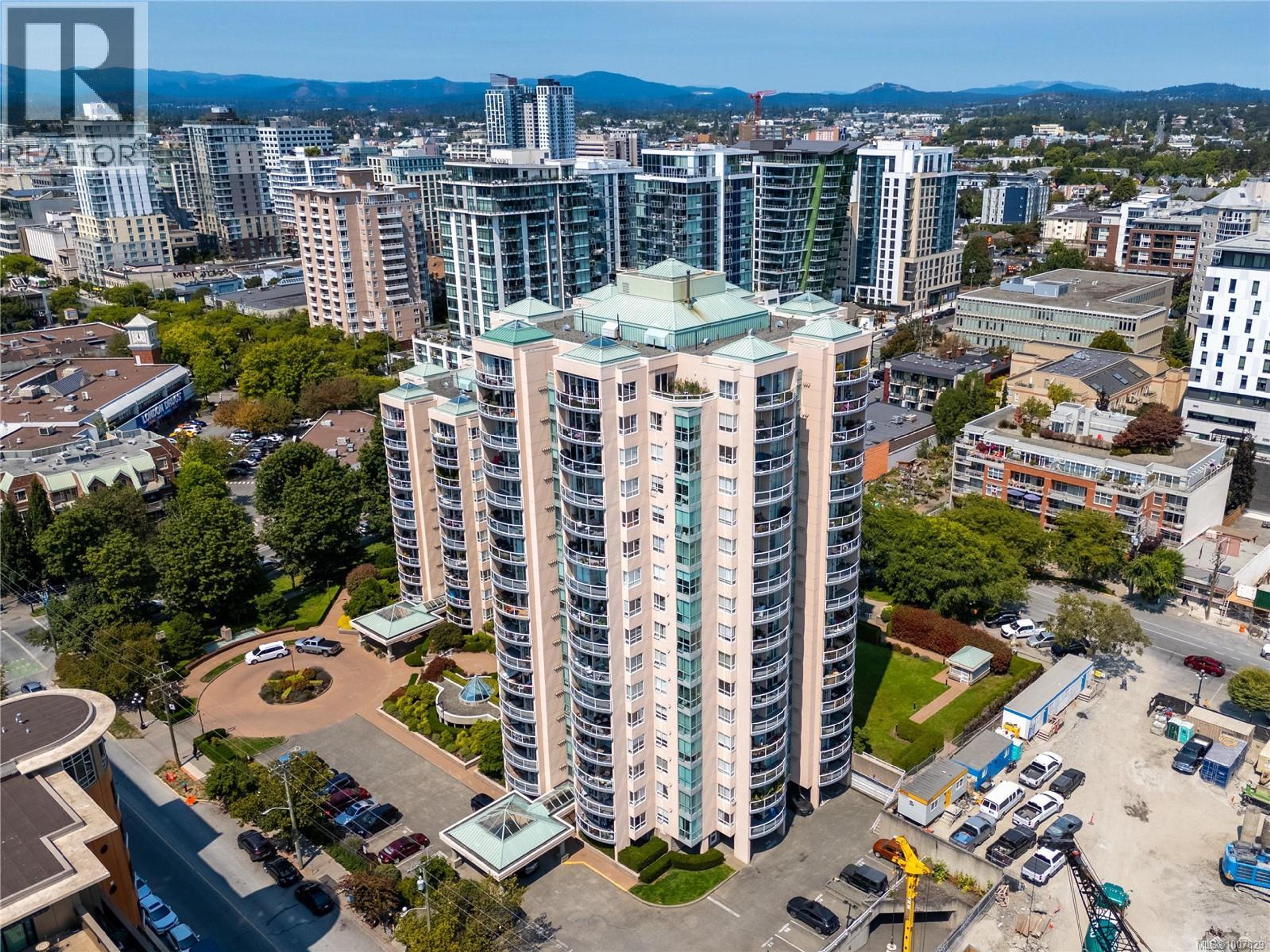 1010 View St, Victoria - Exteriors - Drone/Aerial View, Full Complex View - Photo 11