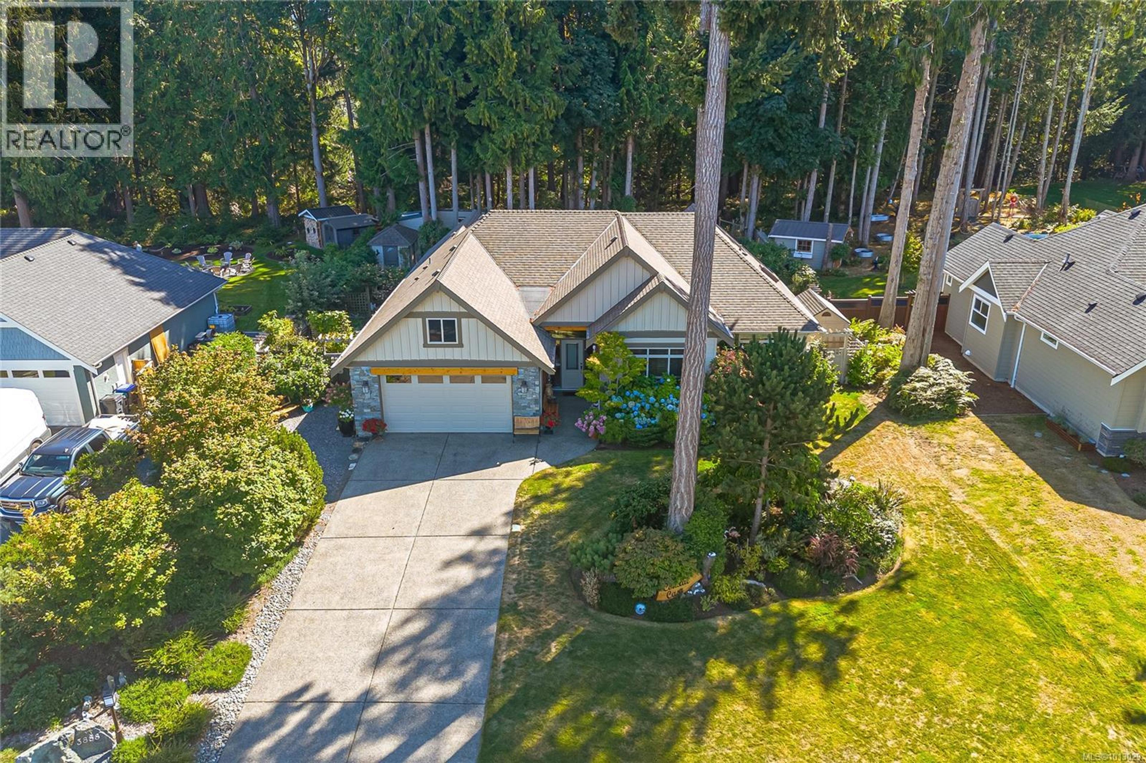 3888 Creekside Dr, Bowser - Exteriors - Drone/Aerial View - Photo 1