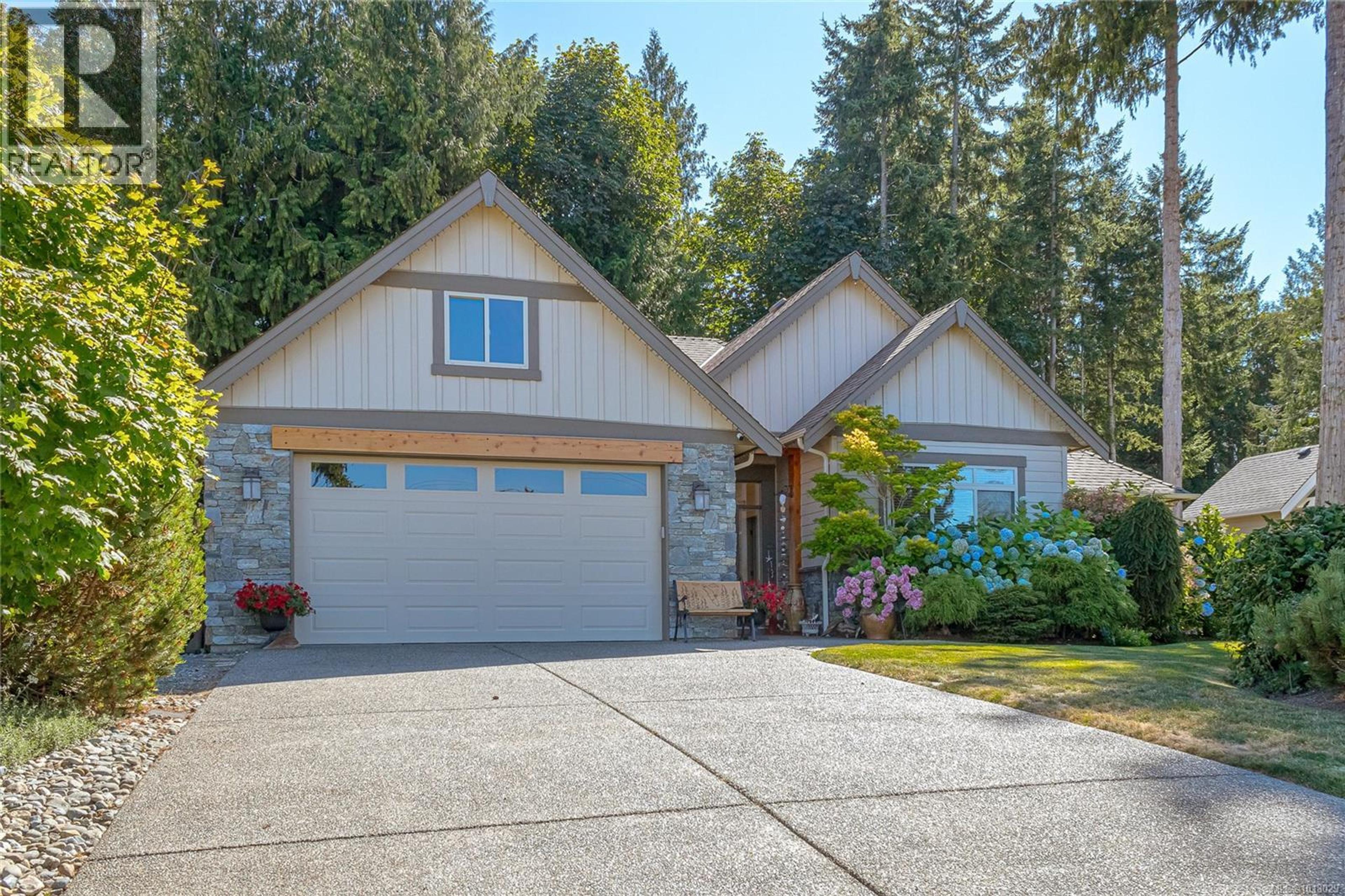 3888 Creekside Dr, Bowser - Exteriors - Photo 3