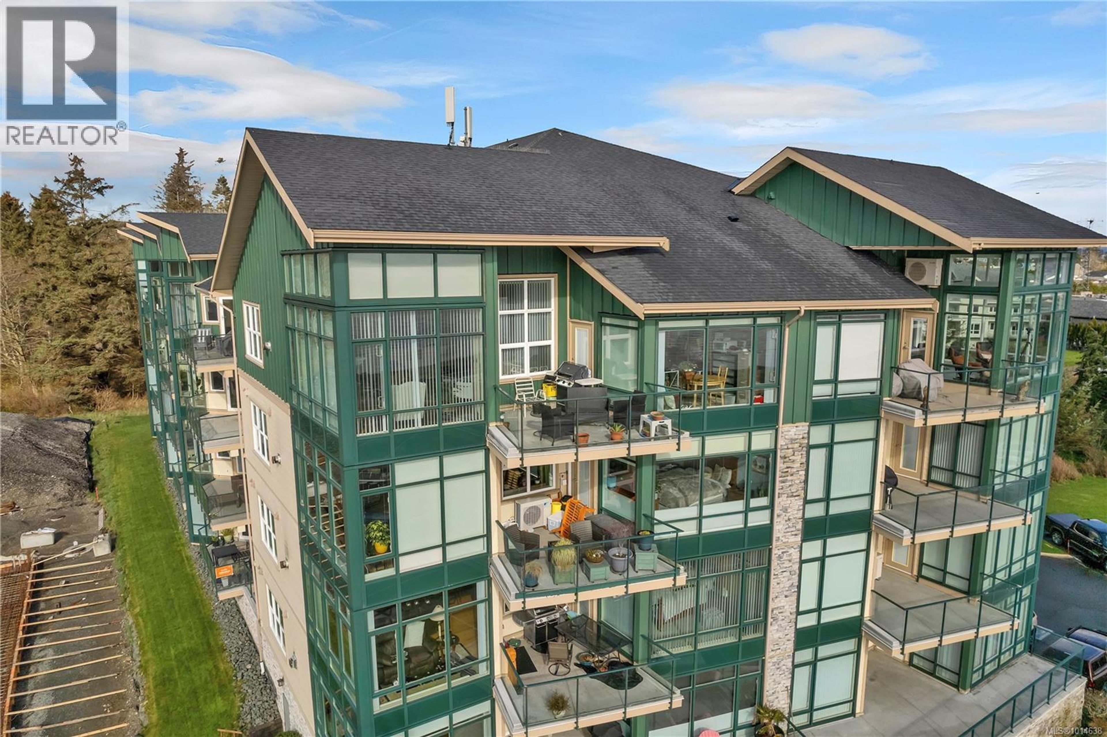 2676 Island Hwy S, Campbell River - Exteriors - Drone/Aerial View - Photo 9