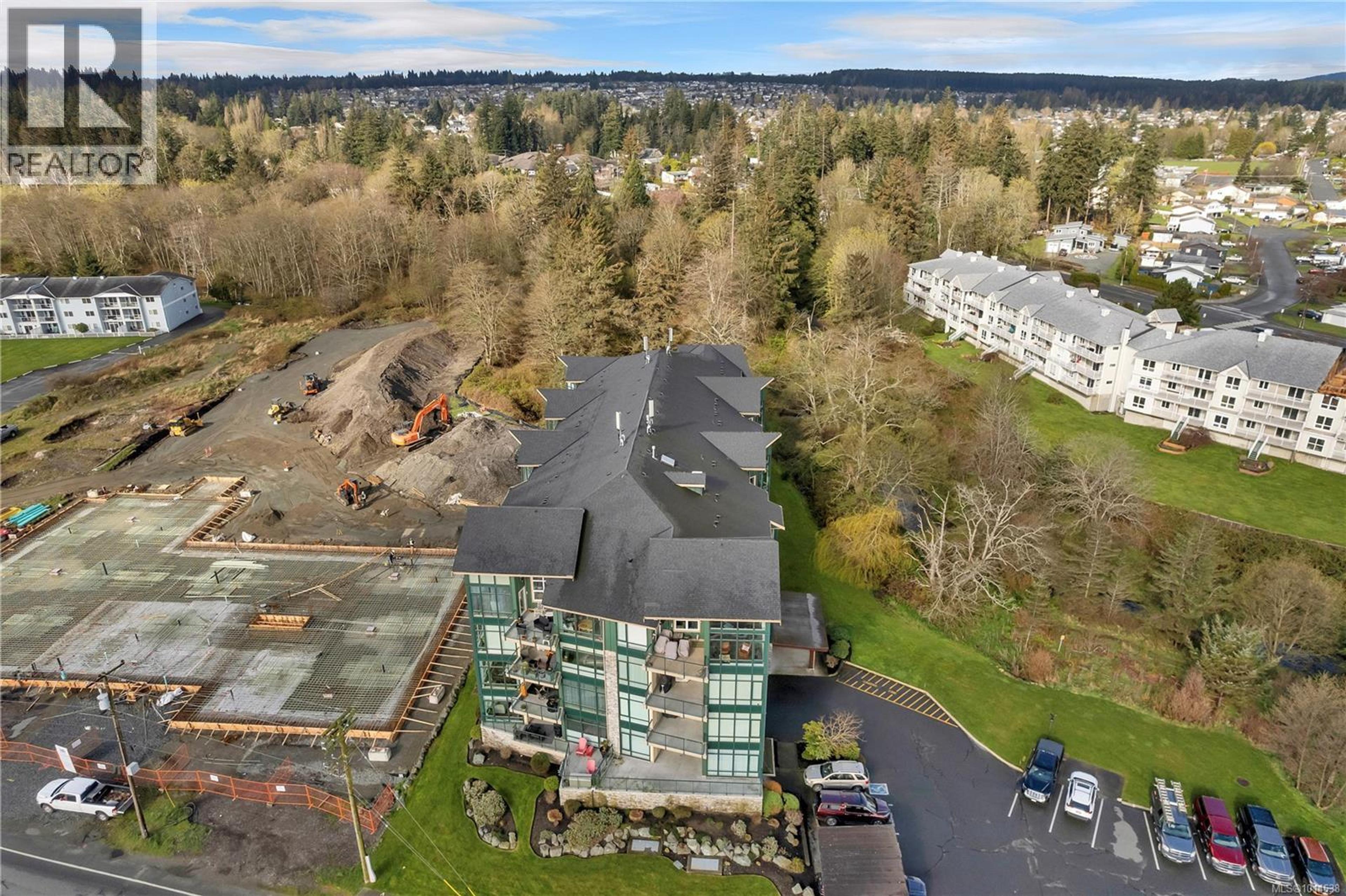 2676 Island Hwy S, Campbell River - Exteriors - Full Complex View, Drone/Aerial View - Photo 12