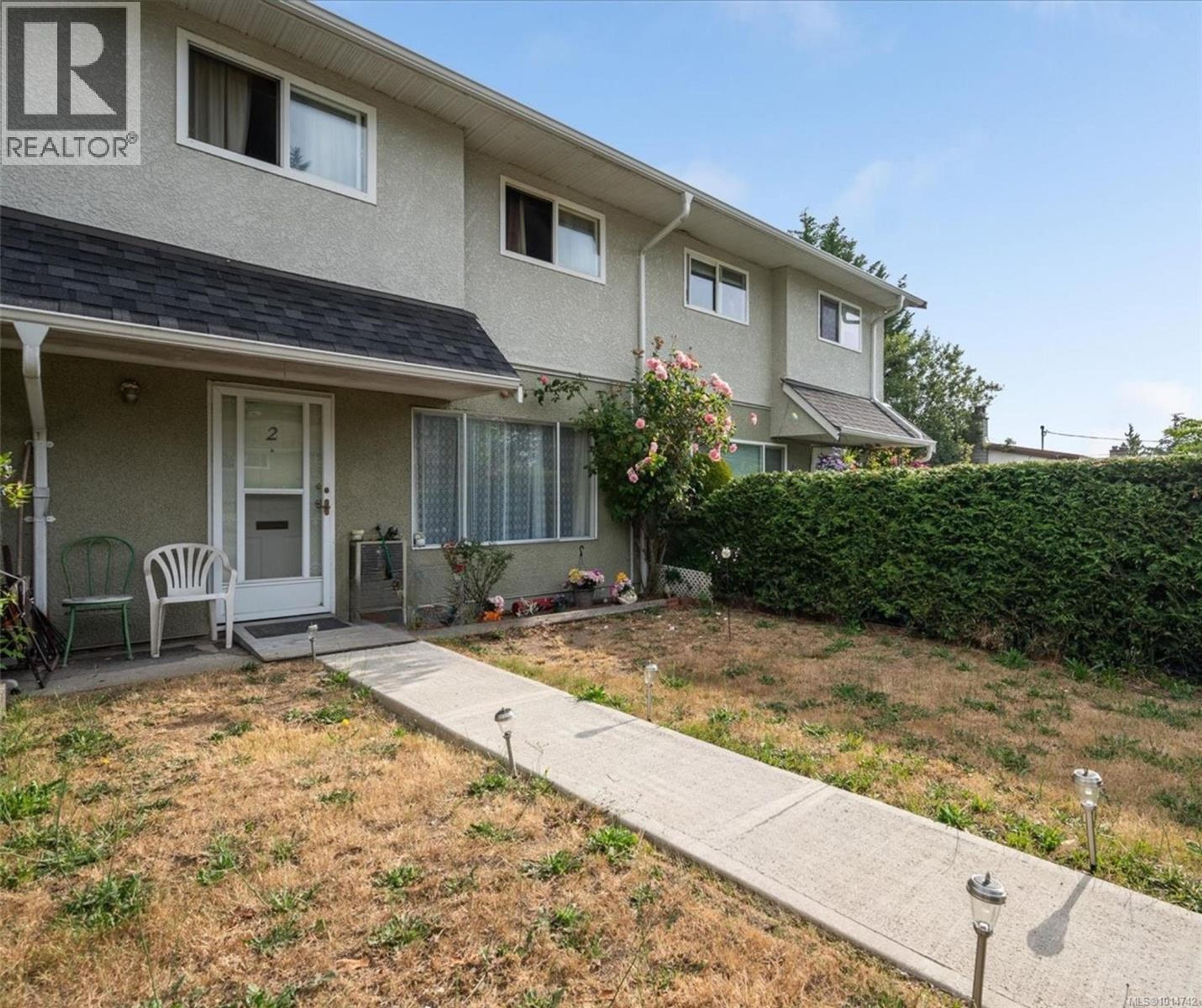 1656 Meredith Rd, Nanaimo - Exteriors - Full Complex View - Photo 2