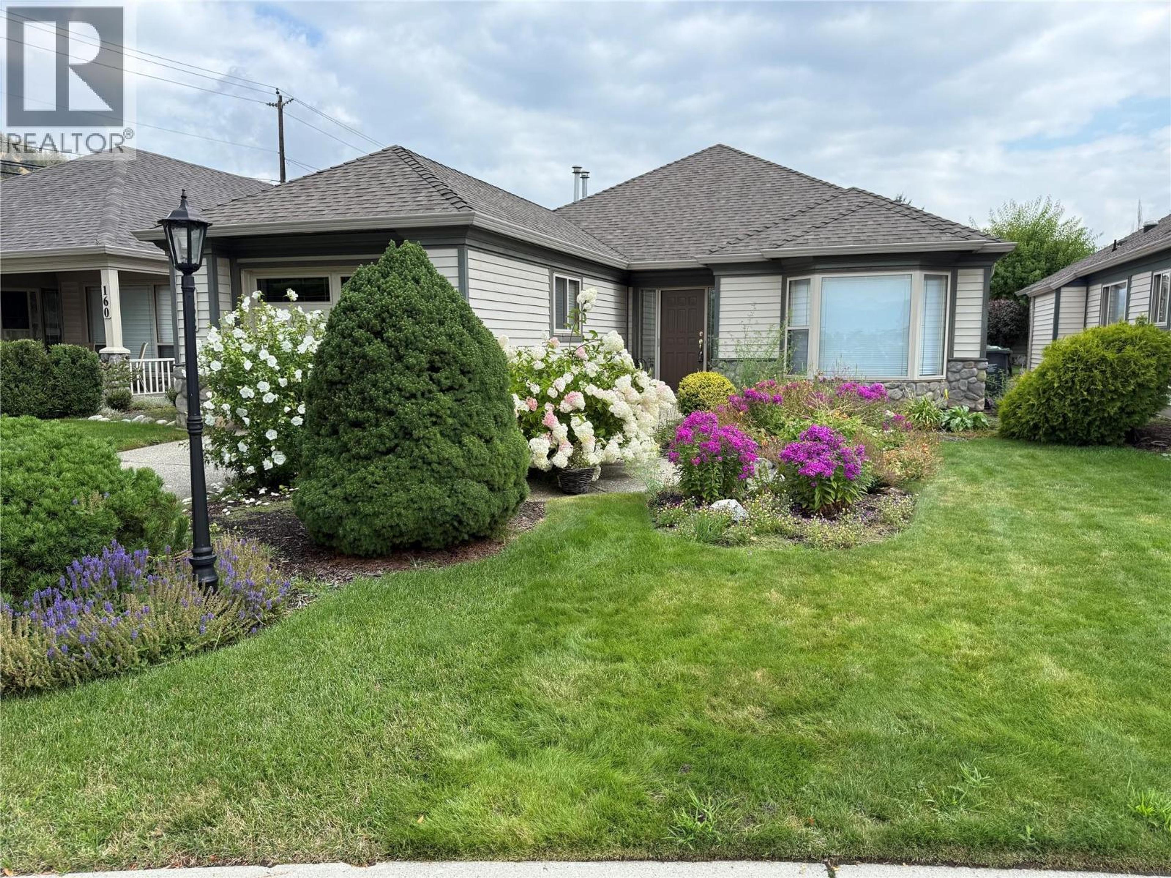 550 Yates Road, Kelowna - Exteriors - Photo 5