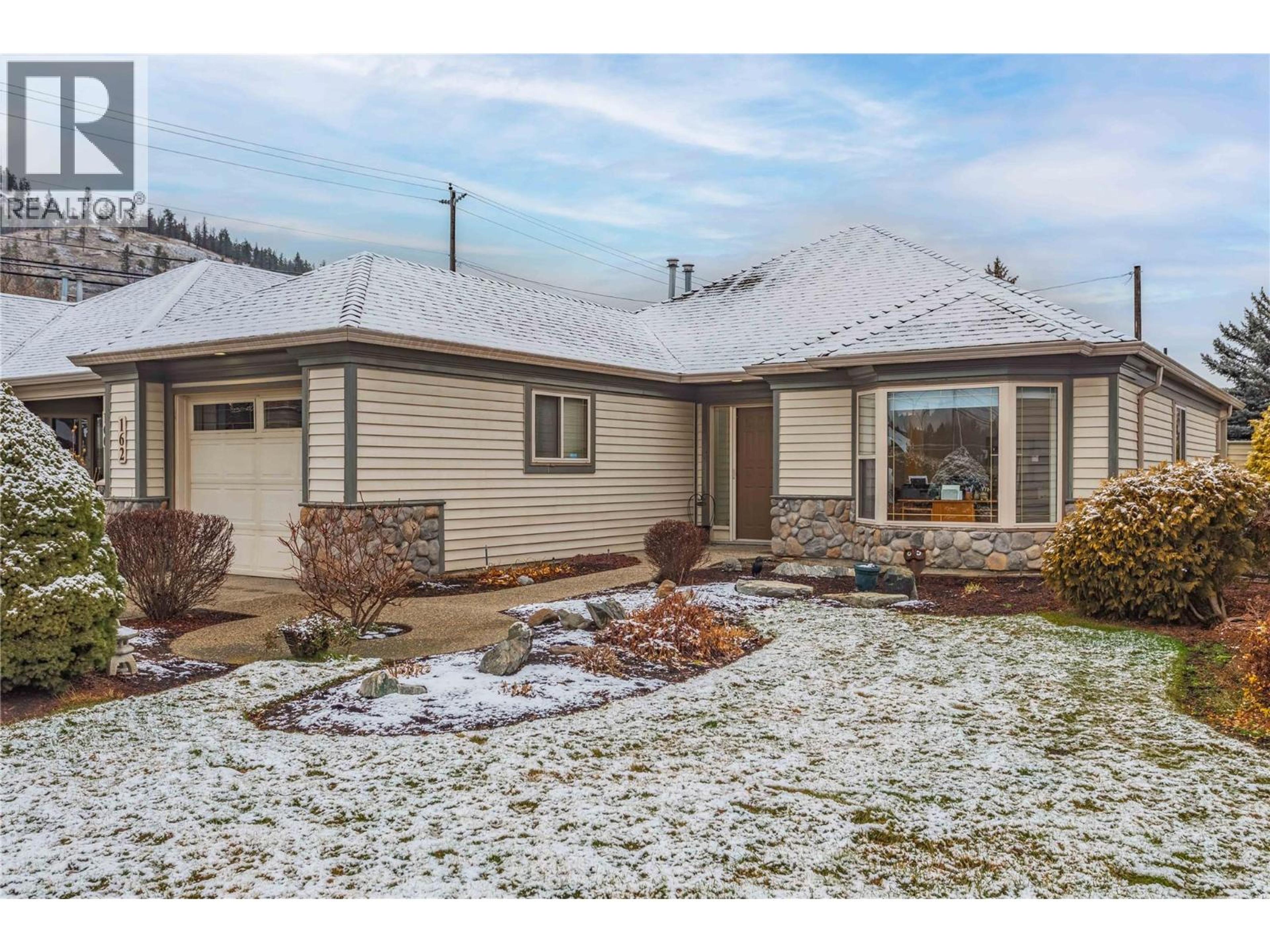 550 Yates Road, Kelowna - Exteriors - Photo 6