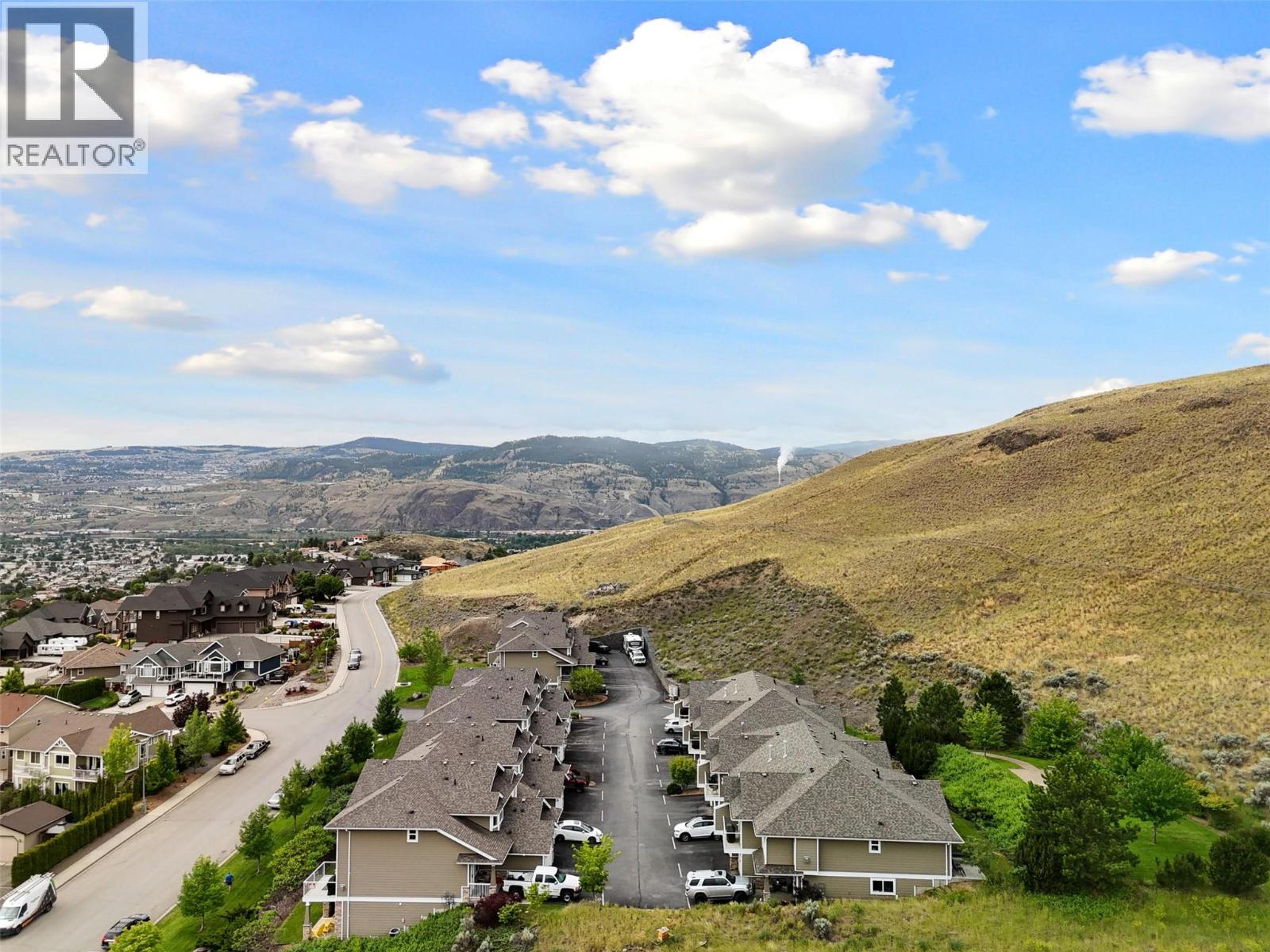 1885 Grasslands Boulevard, Kamloops - Exteriors - Full Complex View, Drone/Aerial View - Photo 7