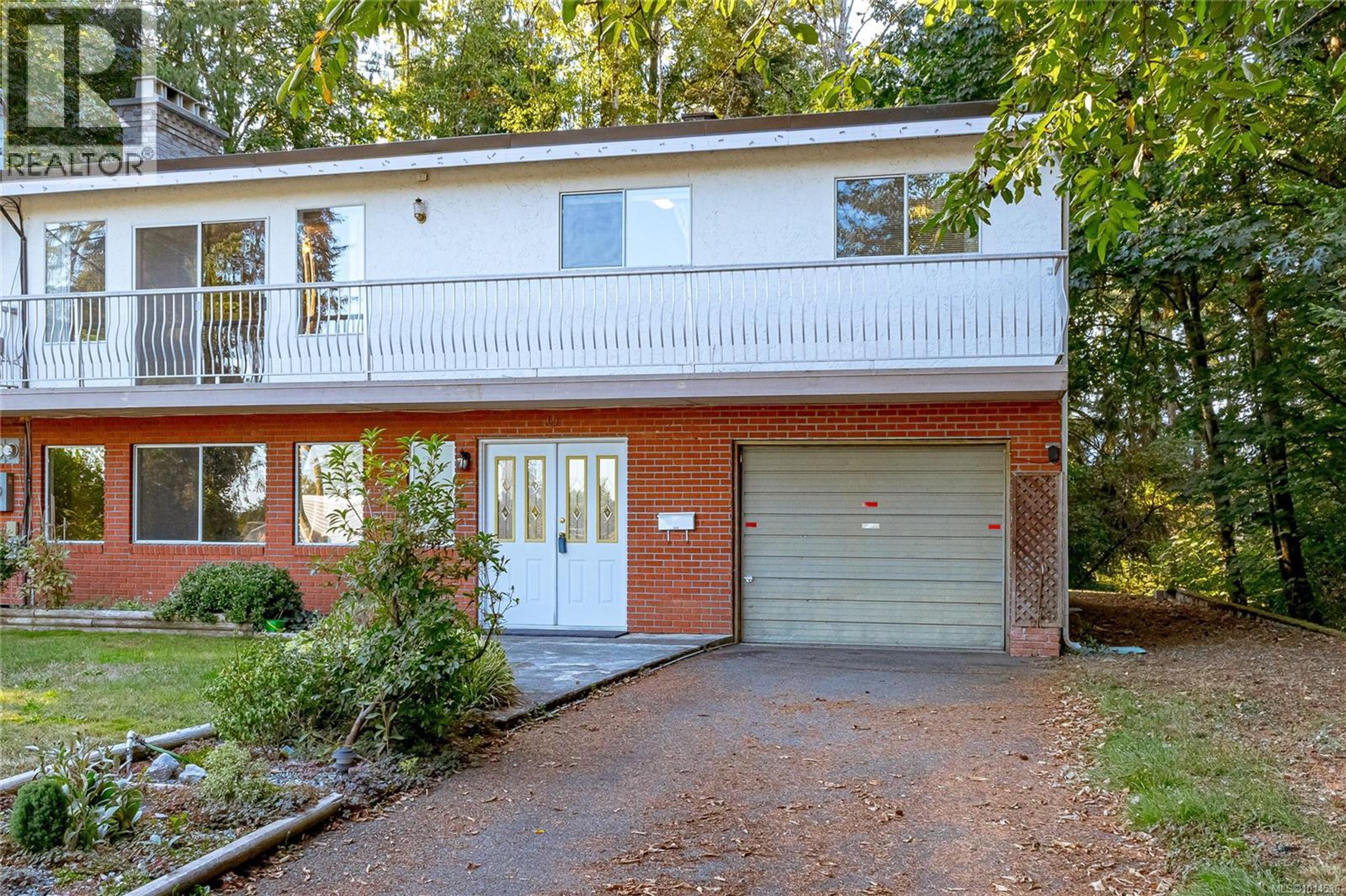 3570 Auchinachie Rd, Duncan - Exteriors - Photo 2