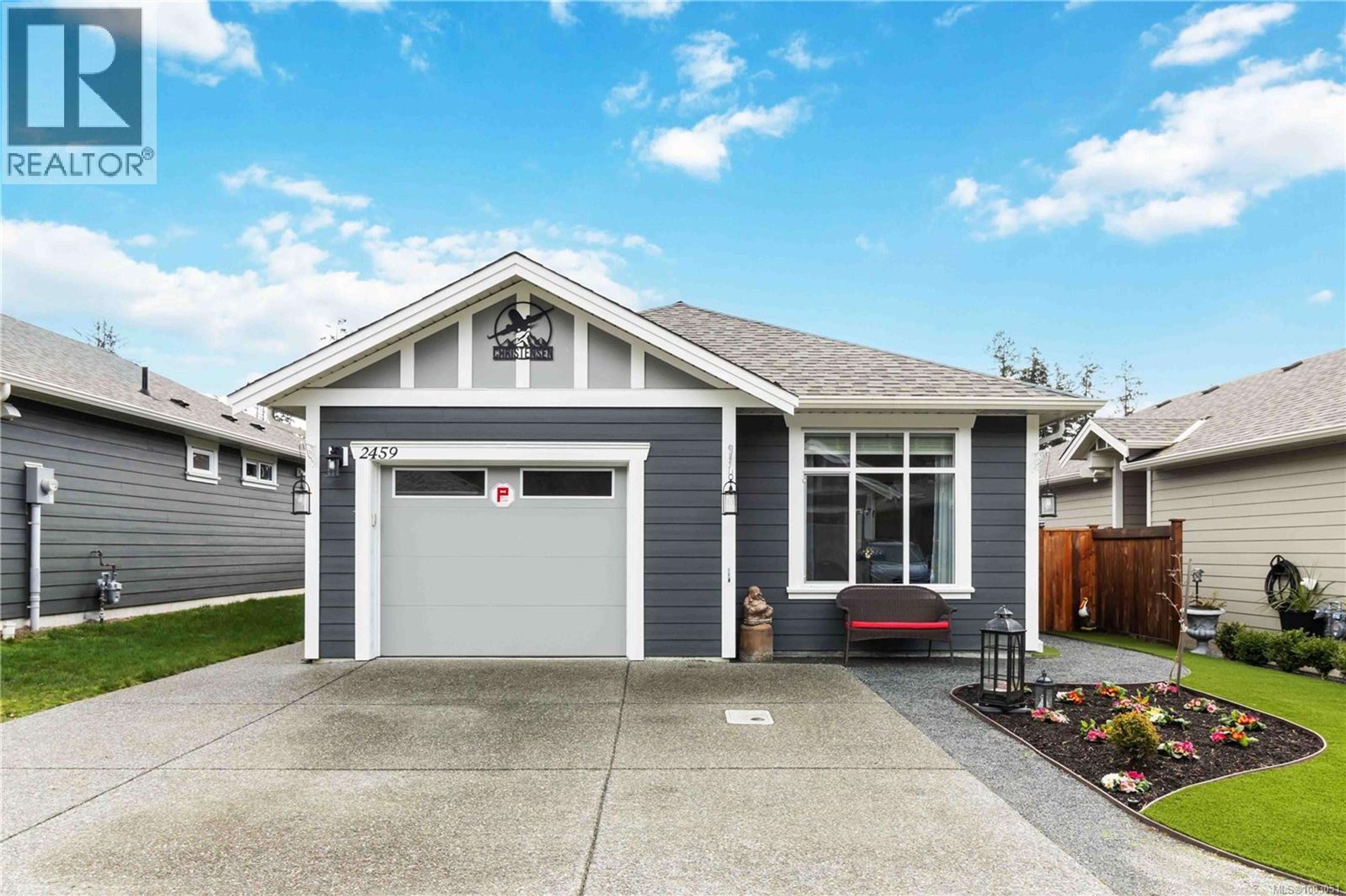 2459 Fern Way, Sooke - Exteriors - Photo 7