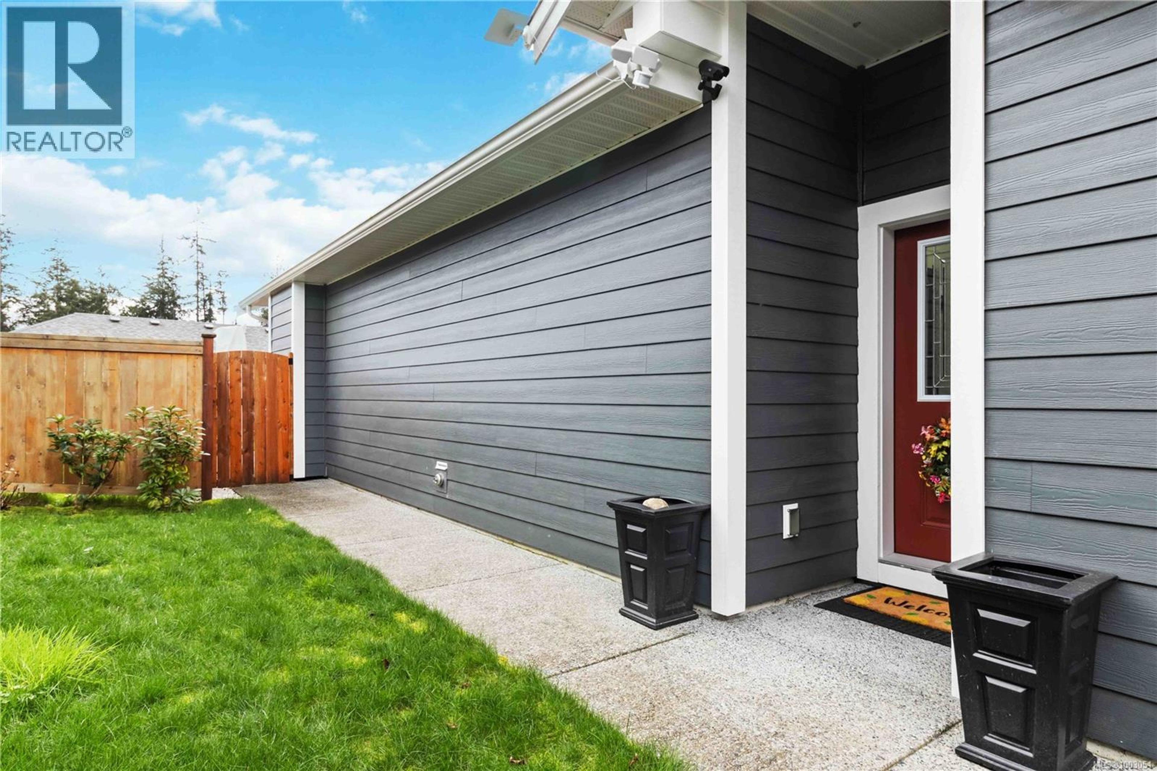 2459 Fern Way, Sooke - Exteriors - Photo 12