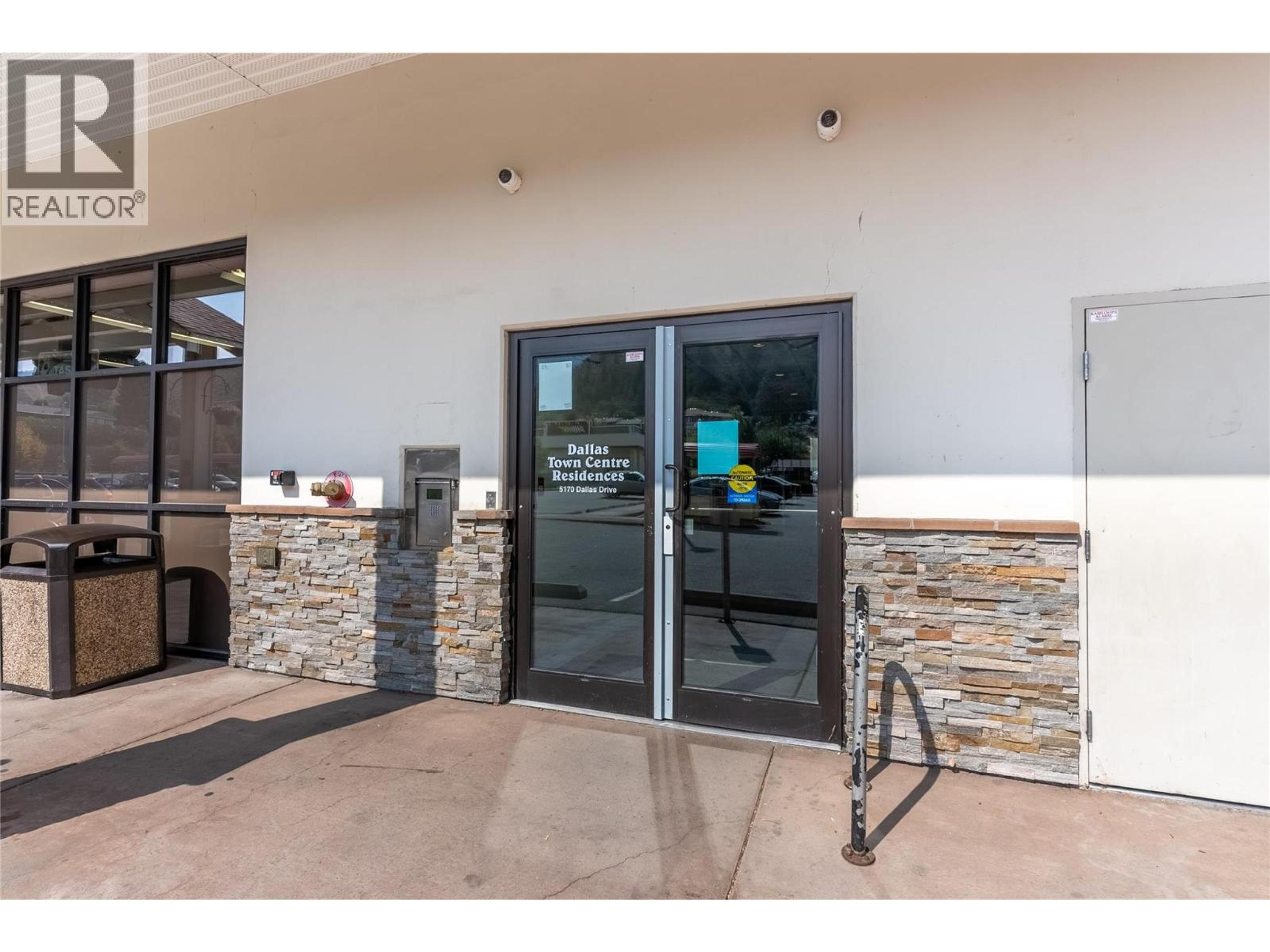 5170 DALLAS Drive, Kamloops - Exteriors - Photo 2