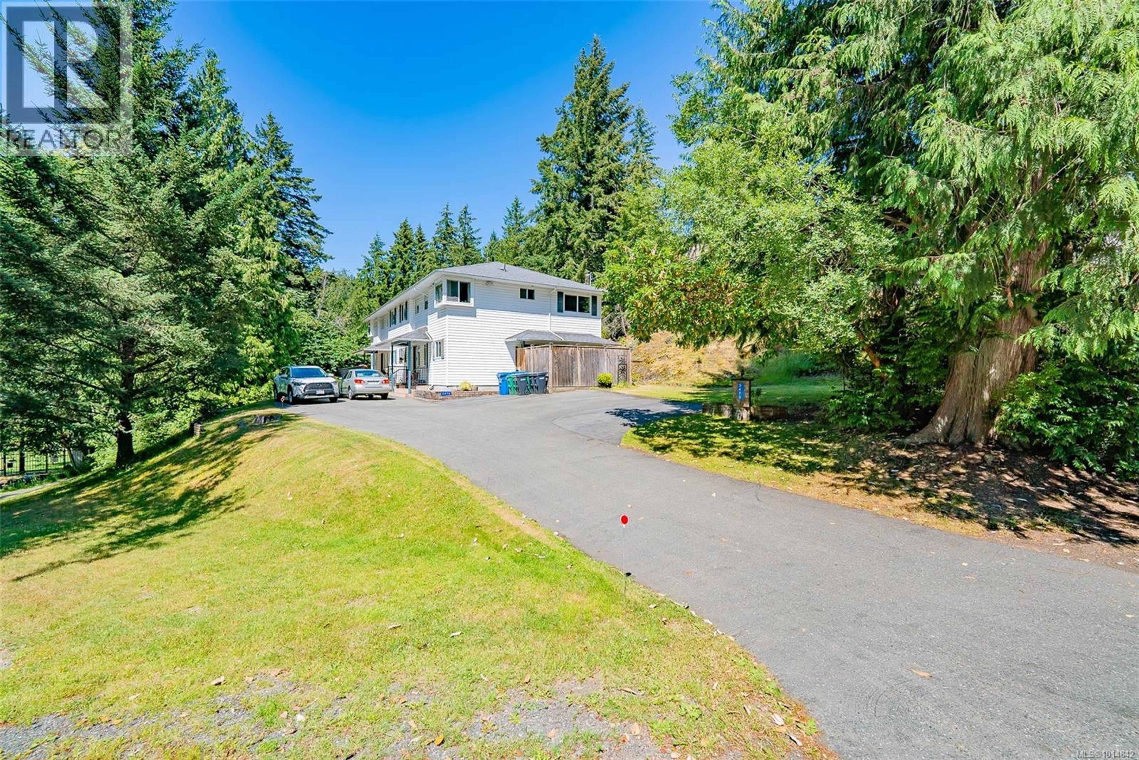 3470 Hillside Ave, Nanaimo - Exteriors - Photo 1