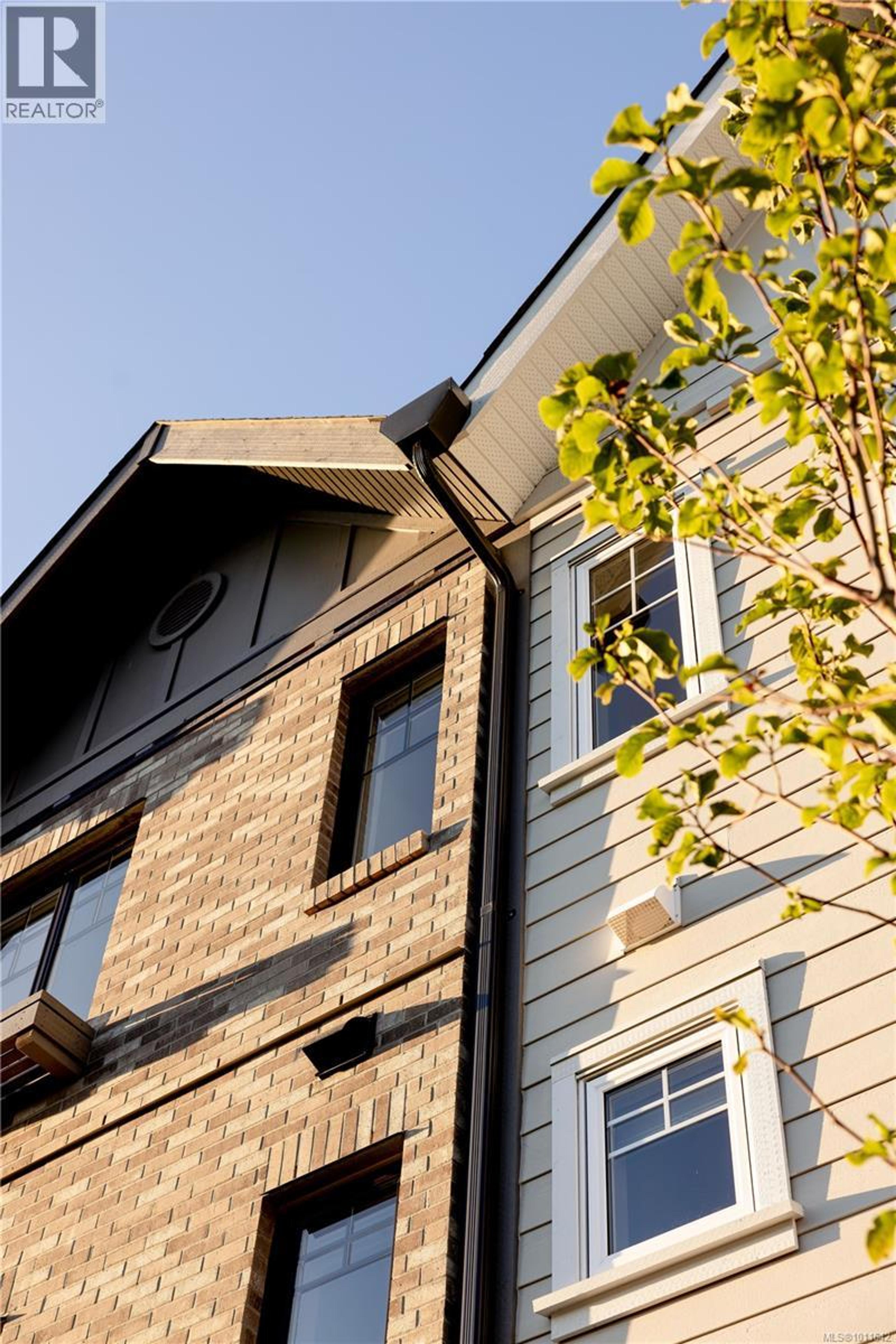 3210 Glendale Pl, Langford - Exteriors - Photo 1