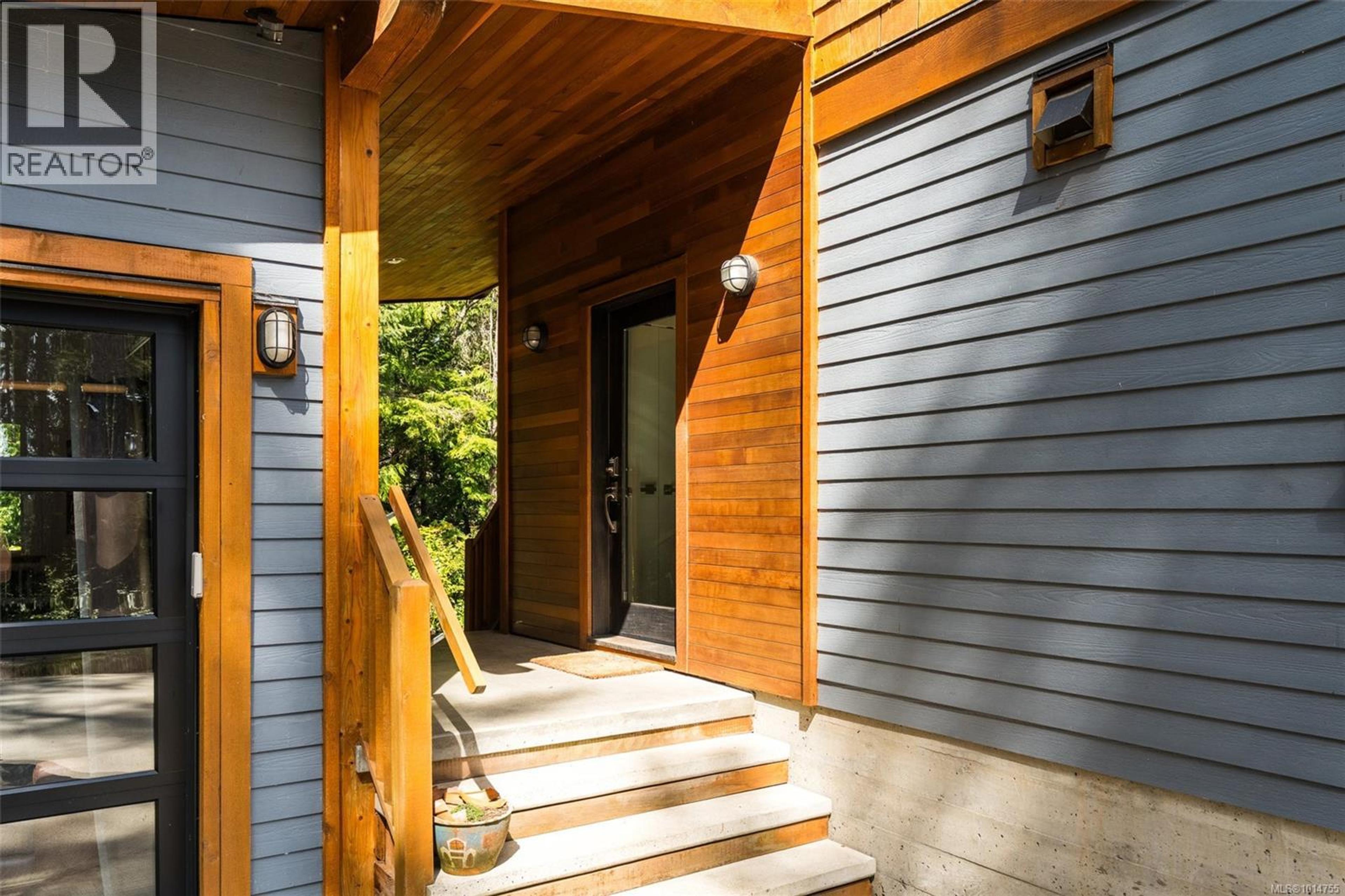 2405 Carpenter Rd, Sooke - Exteriors - Photo 2