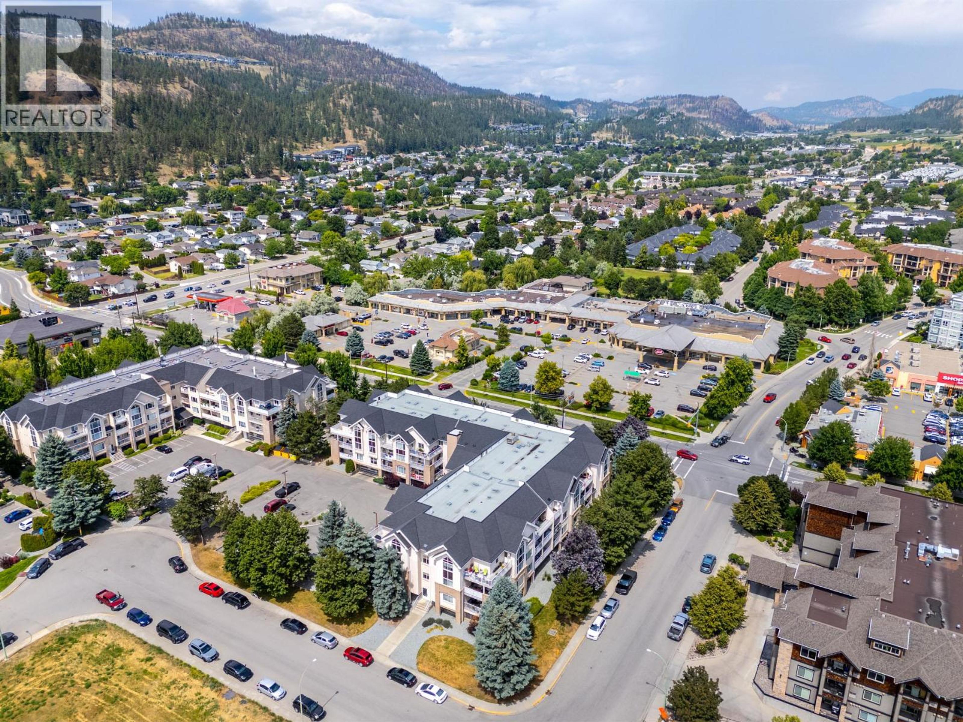 400 Sutton Crescent, Kelowna - Exteriors - Full Complex View, Drone/Aerial View - Photo 7