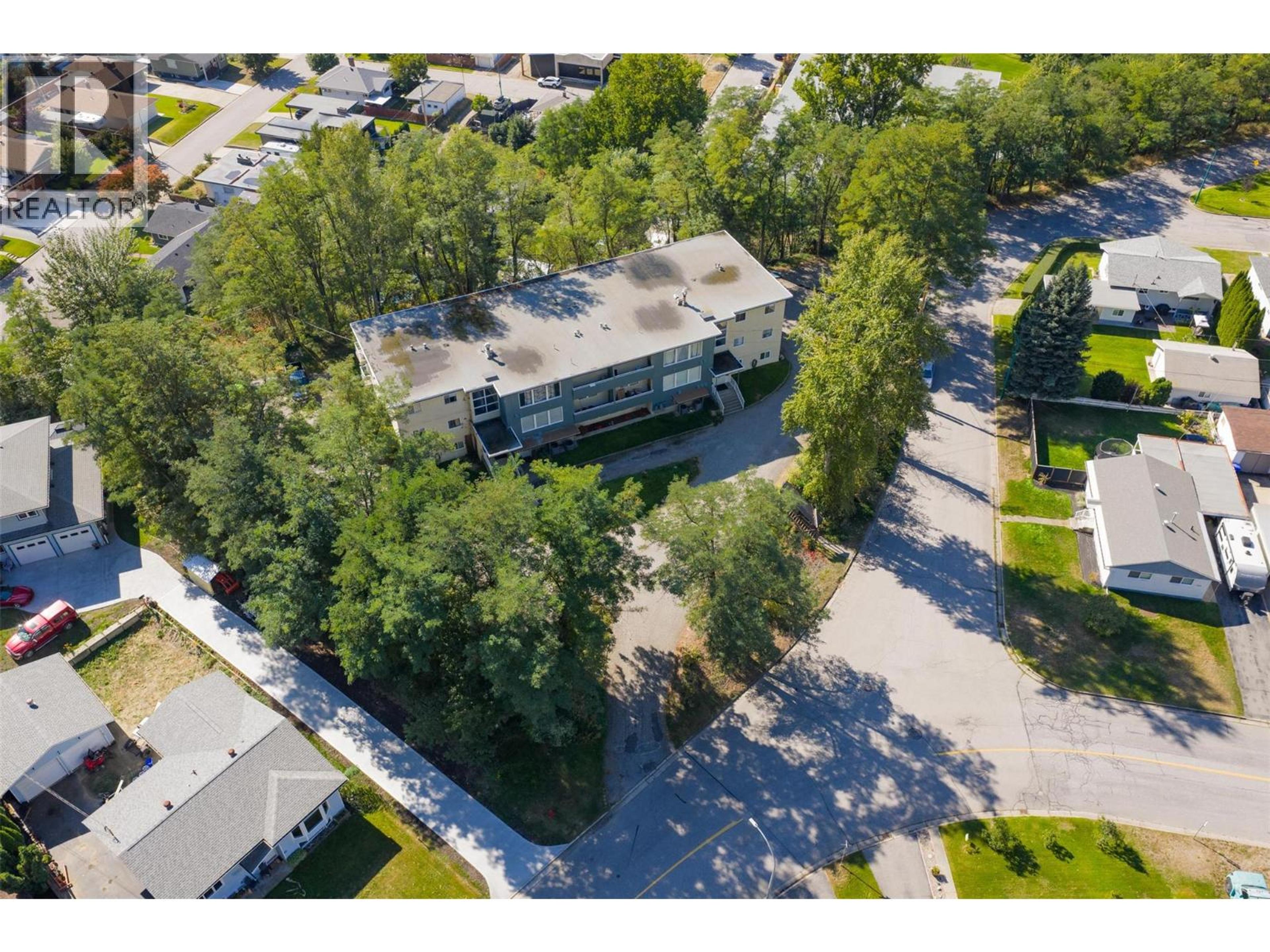 940 CELIA Crescent, Trail - Exteriors - Drone/Aerial View - Photo 4