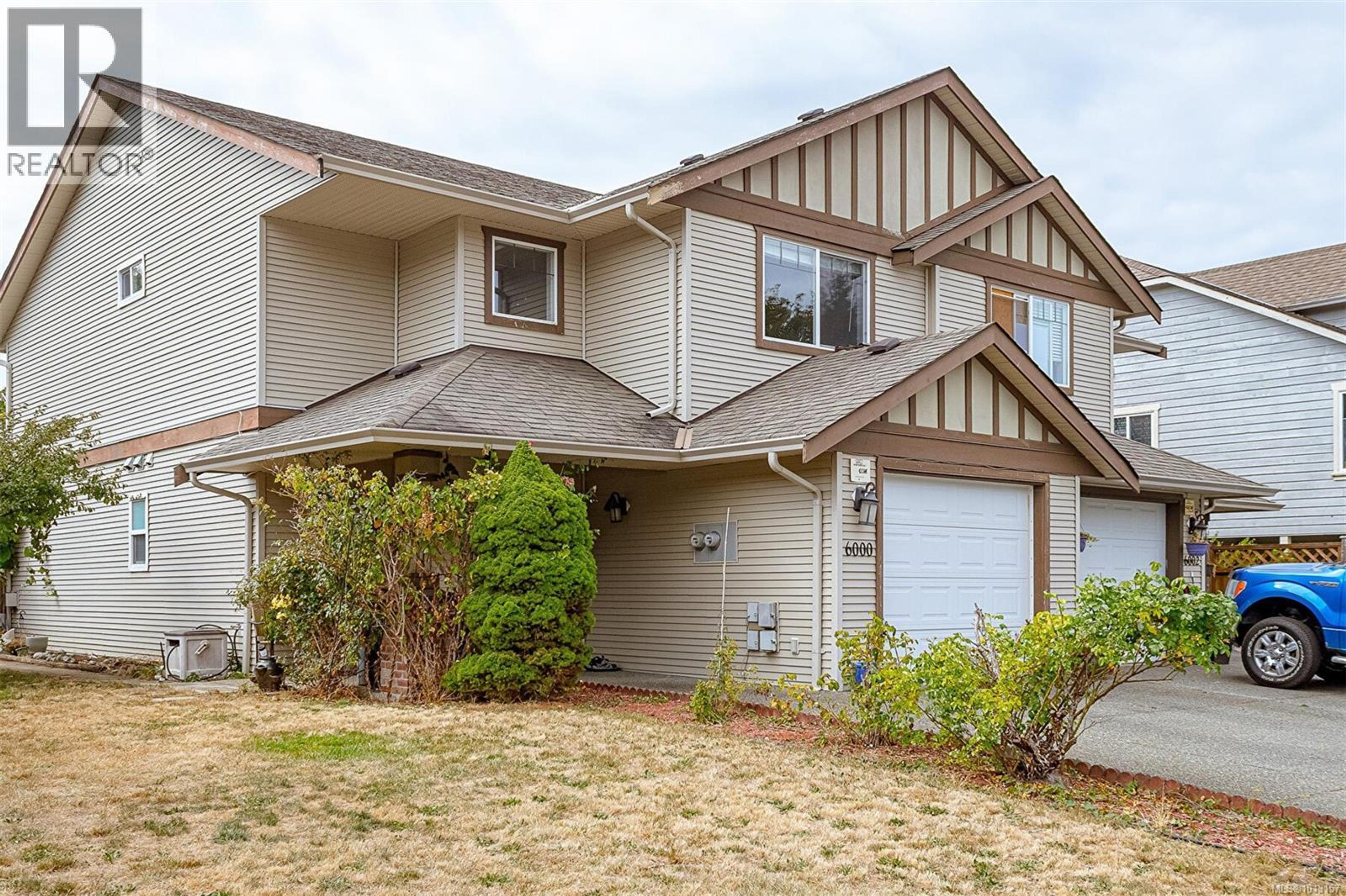 6000 Rockridge Rd, Duncan - Exteriors - Photo 4