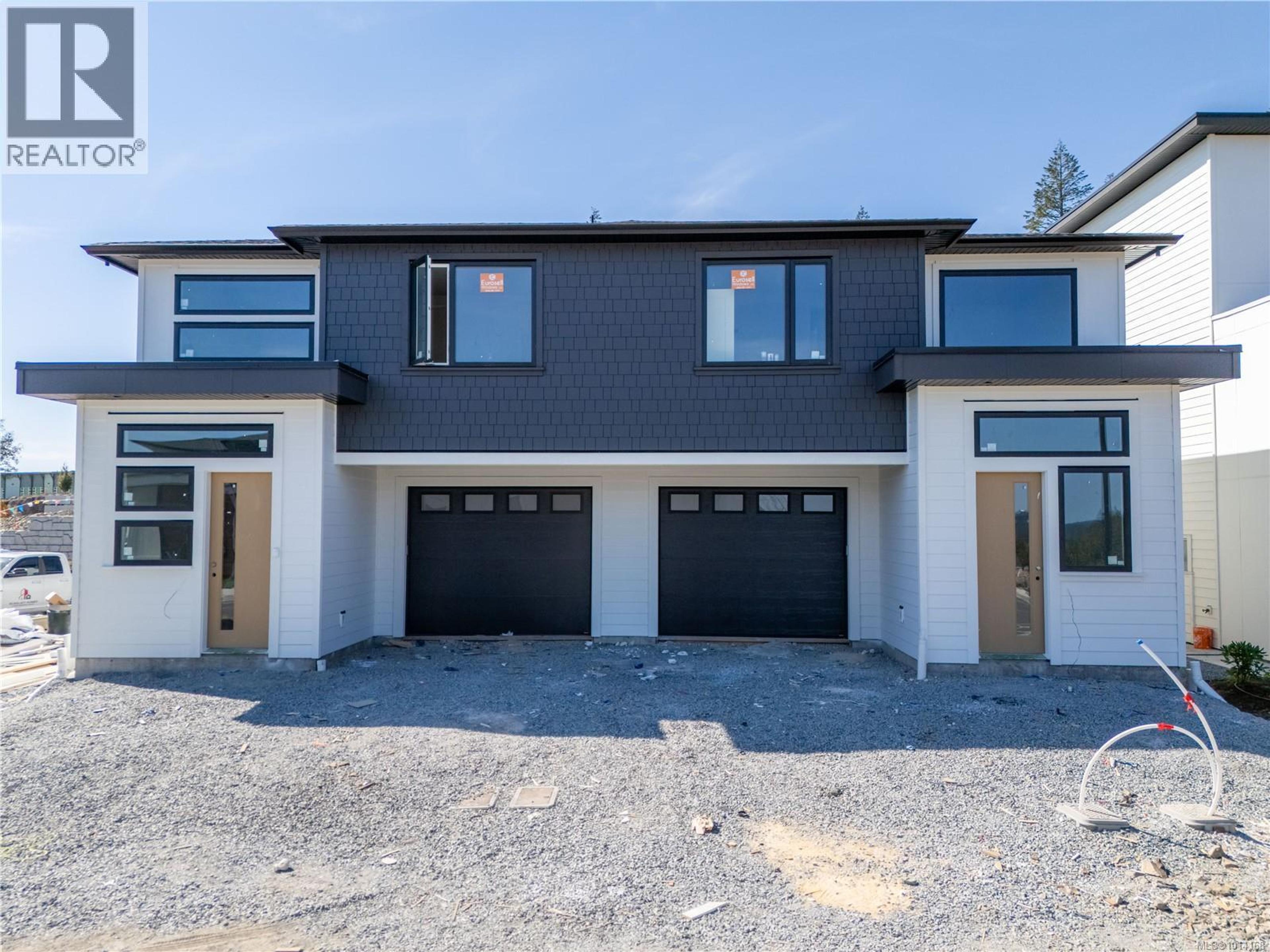 1563 Marble Pl, Langford - Exteriors - Photo 2