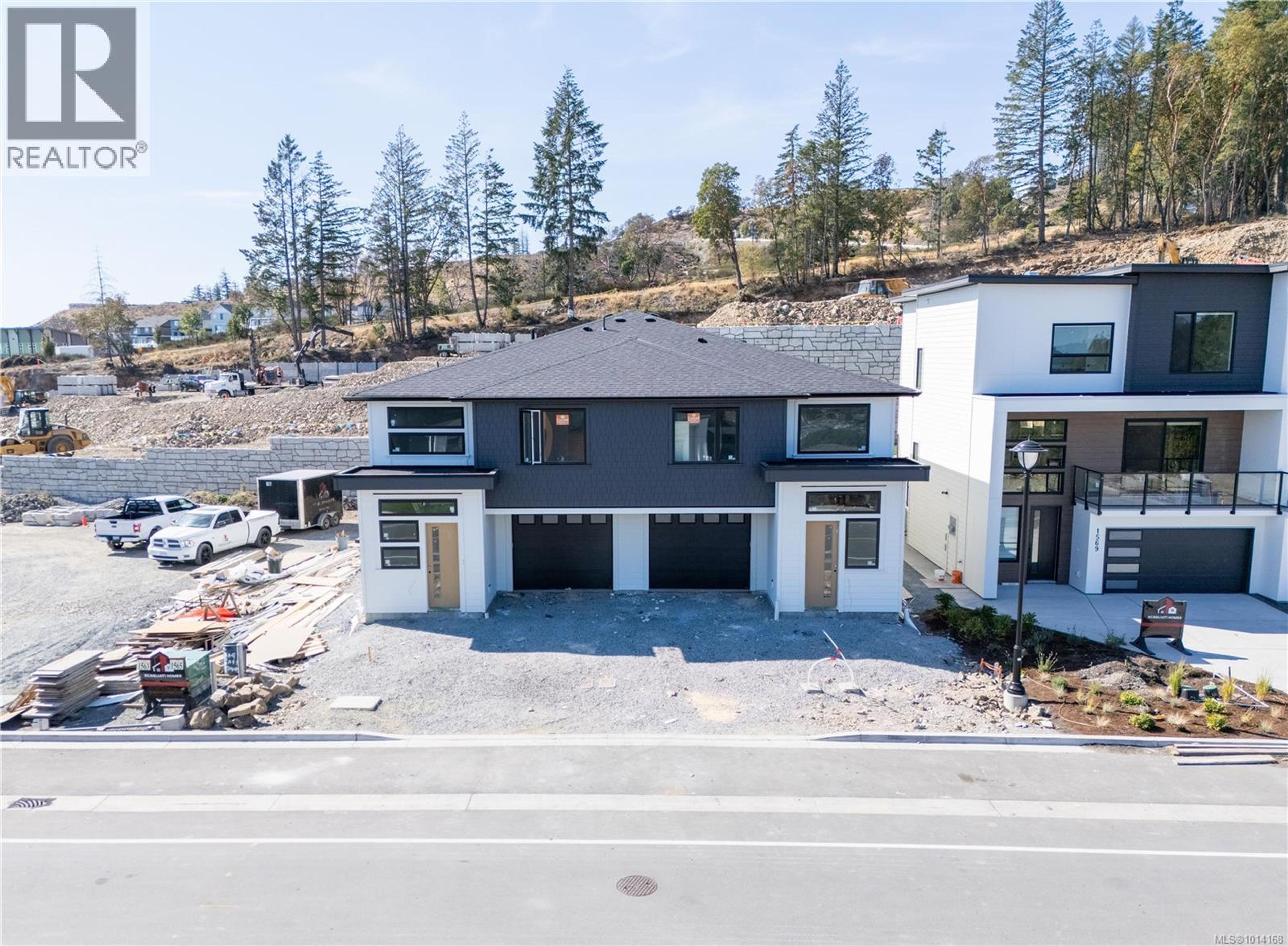 1563 Marble Pl, Langford - Exteriors - Drone/Aerial View - Photo 3