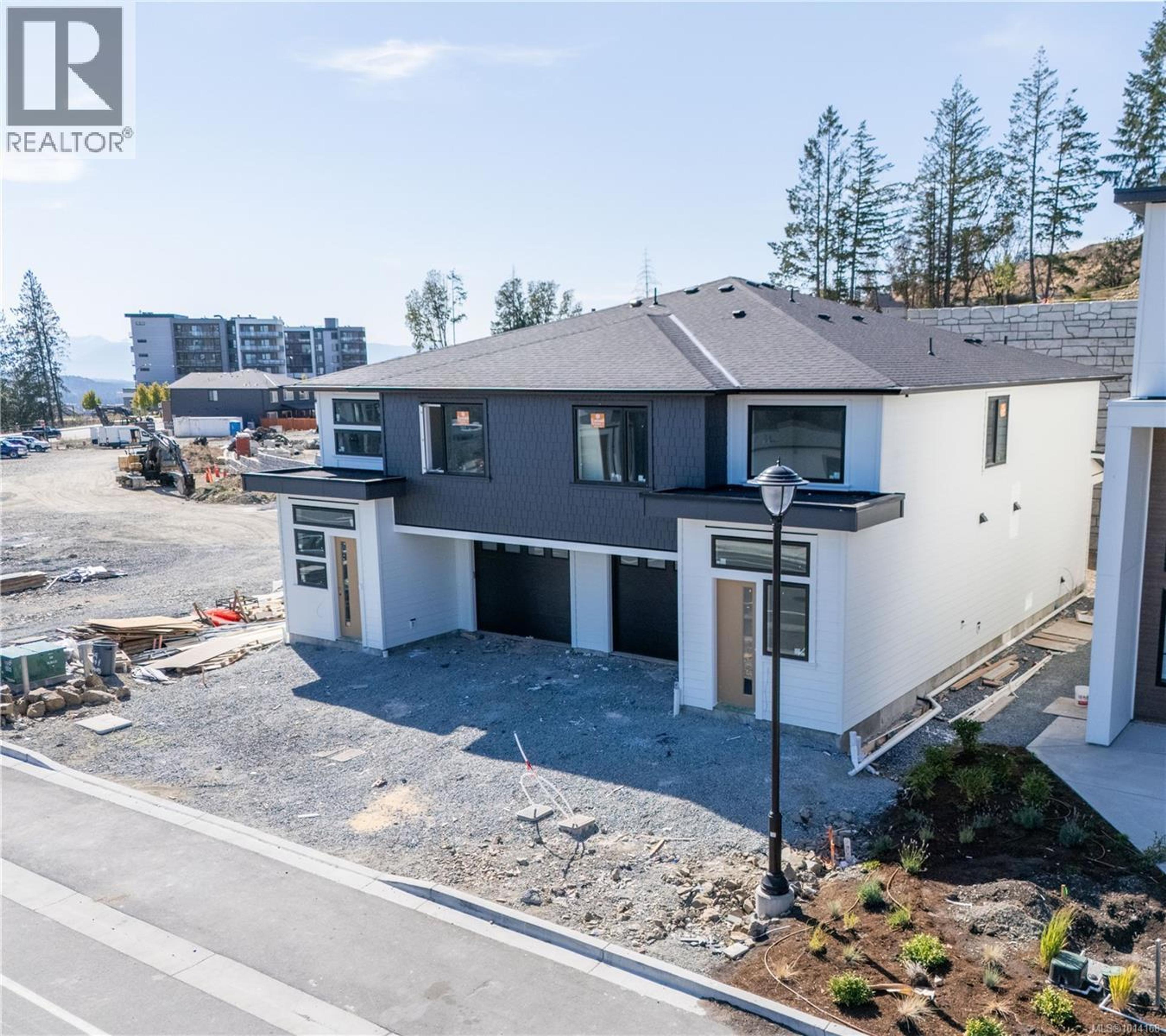 1563 Marble Pl, Langford - Exteriors - Drone/Aerial View - Photo 4