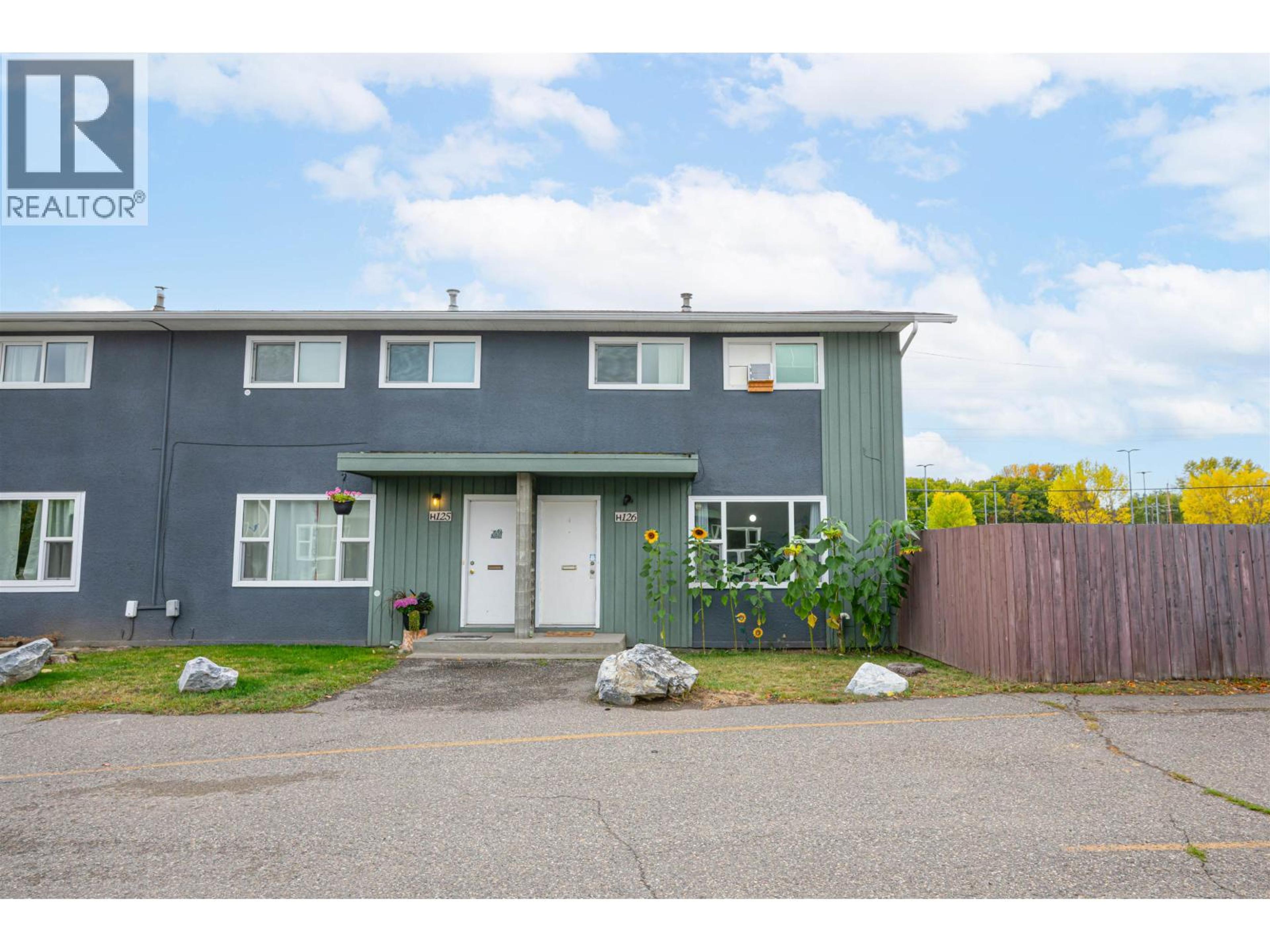 1900 STRATHCONA AVENUE, Prince George - Exteriors - Photo 2