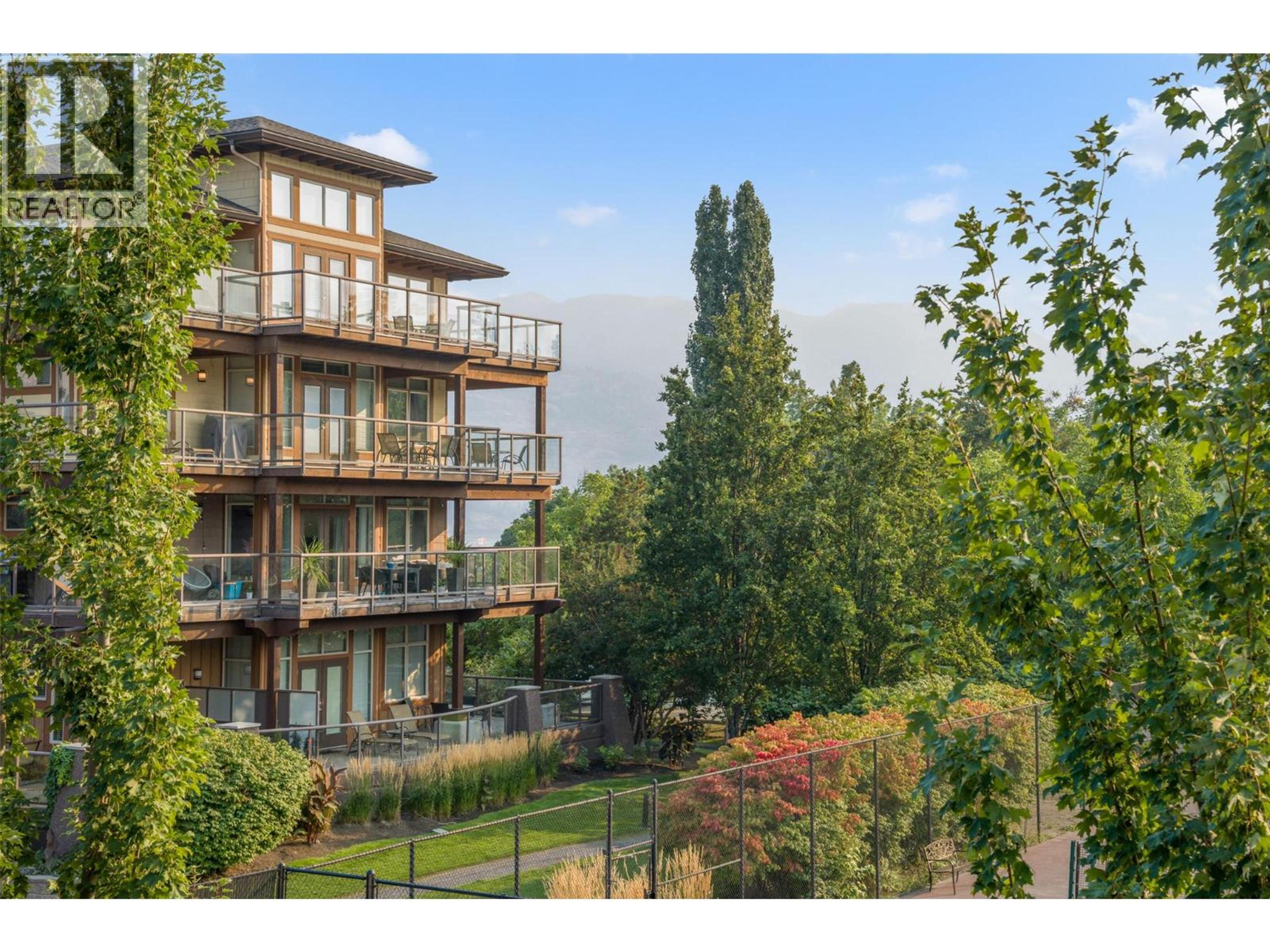 4215 Gellatly Road S, West Kelowna - Exteriors - Photo 3