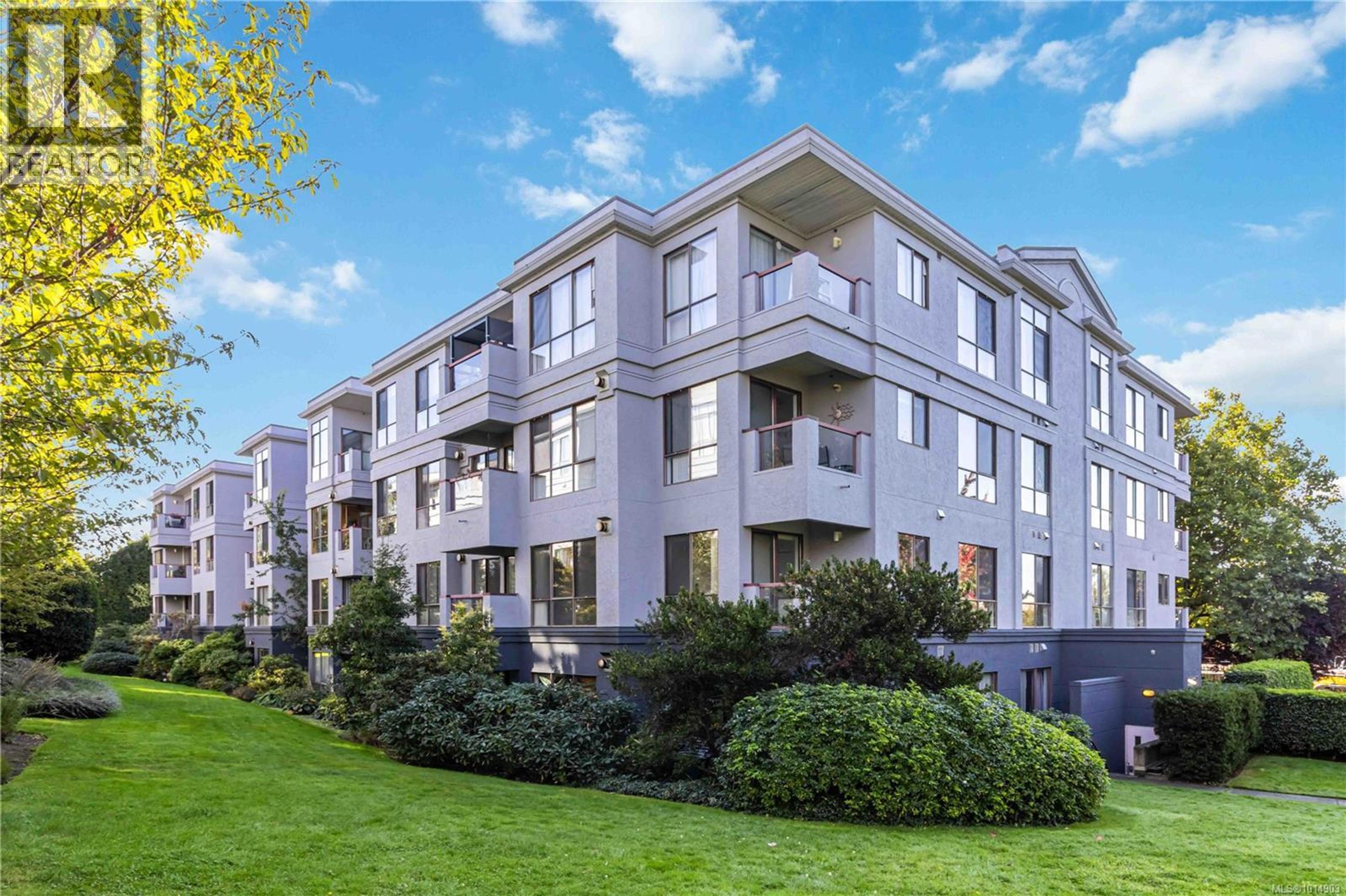 545 Manchester Rd, Victoria - Exteriors - Full Complex View - Photo 1