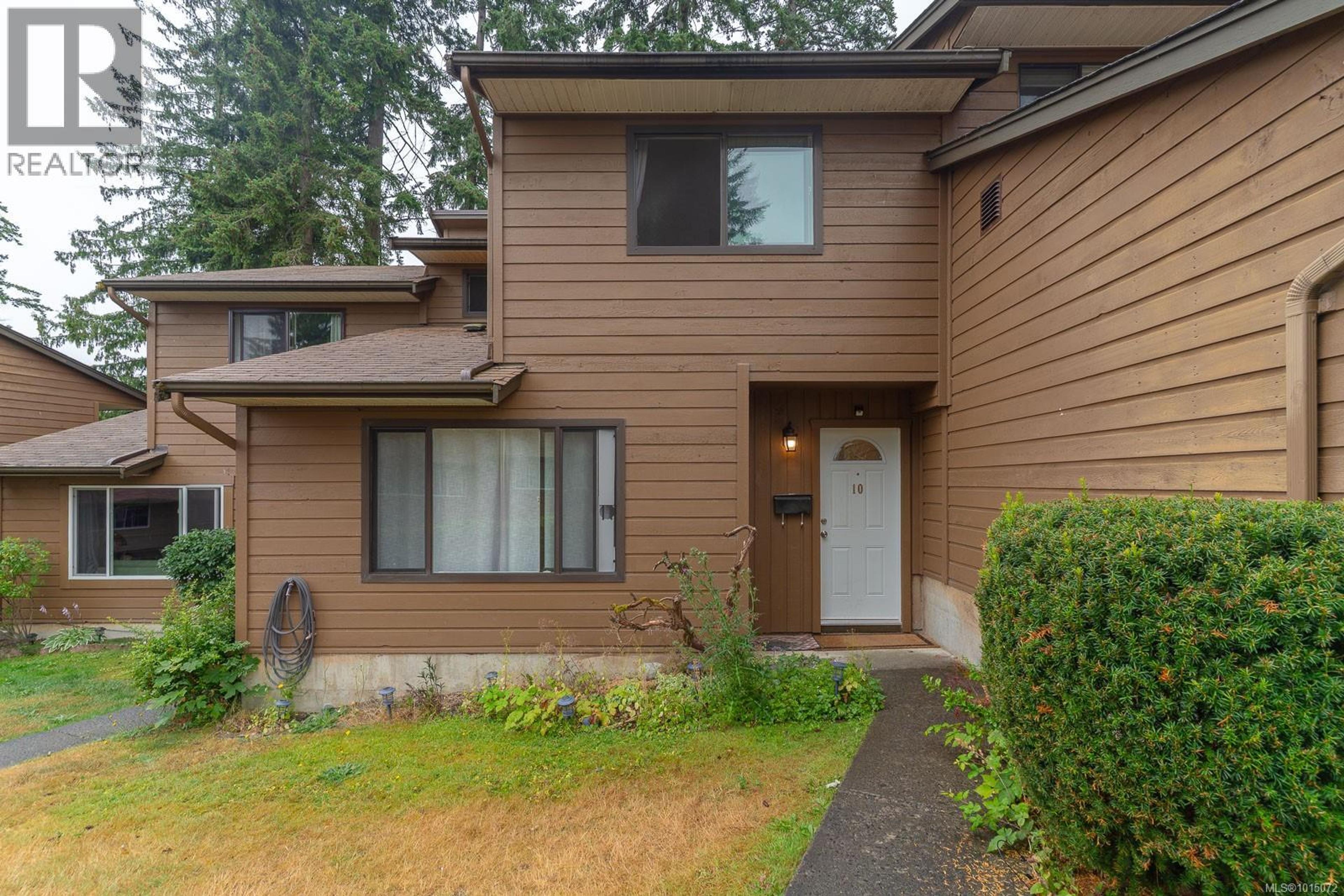 855 Howard Ave, Nanaimo - Exteriors - Photo 4