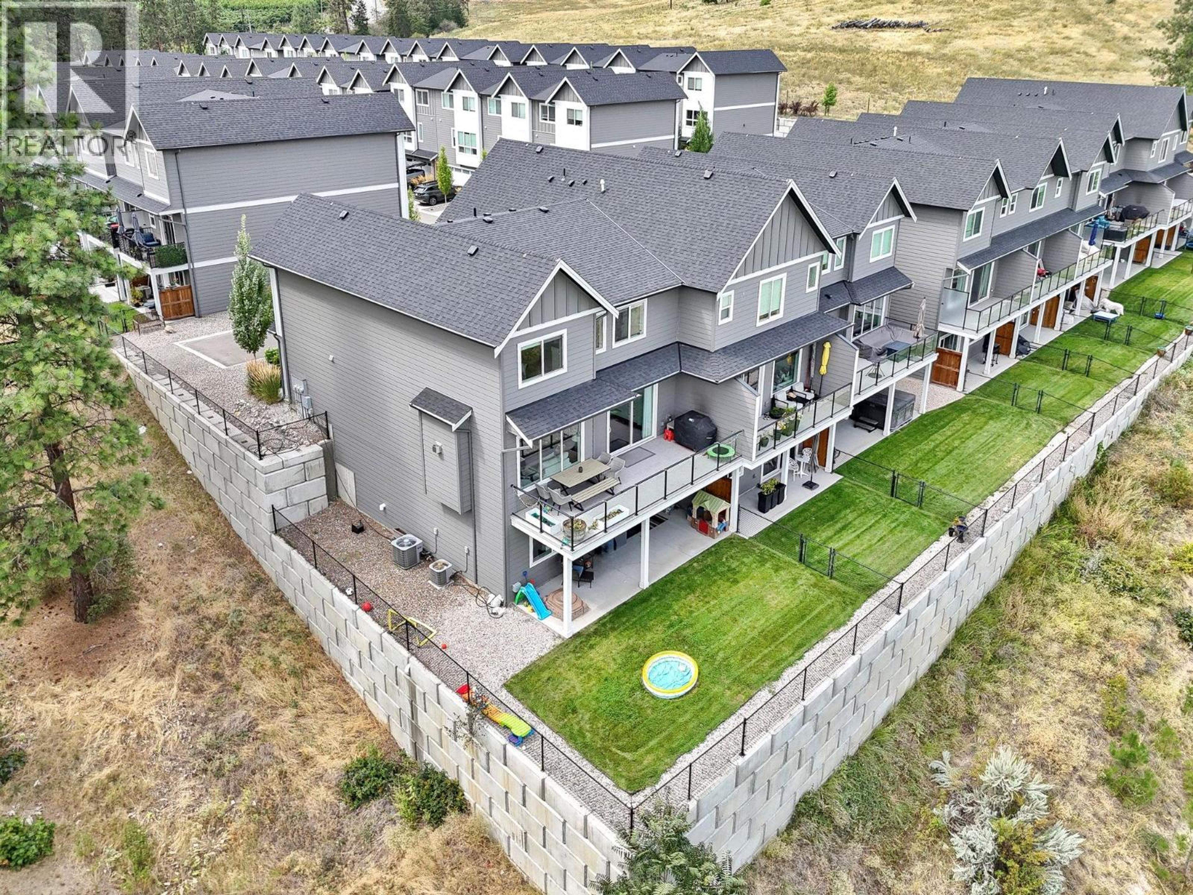 12075 Oceola Road, Lake Country - Exteriors - Full Complex View, Drone/Aerial View - Photo 3