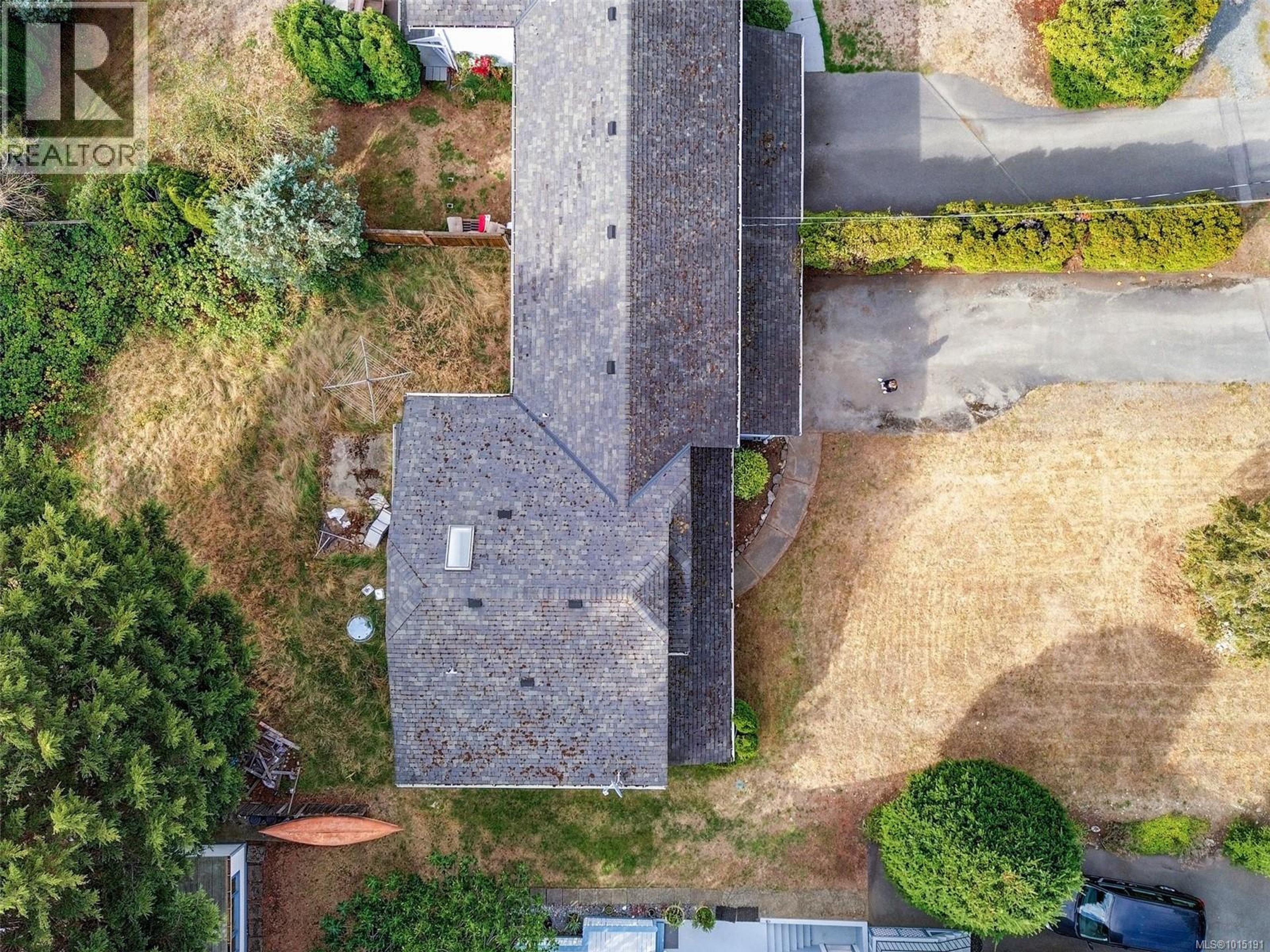 1031 Goldstream Ave, Langford - Exteriors - Drone/Aerial View - Photo 5