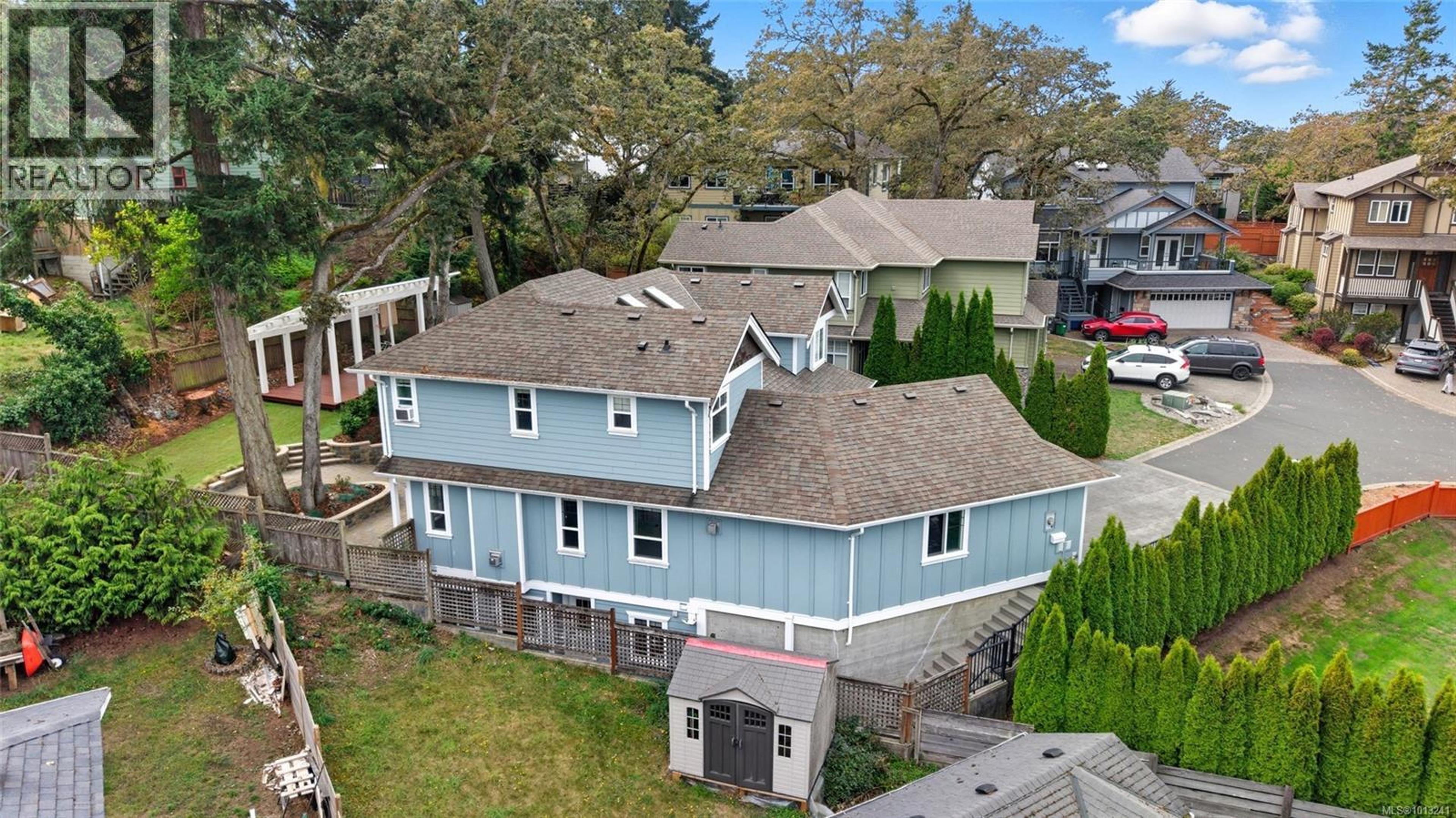 3927 Druce Lane, Saanich - Exteriors - Drone/Aerial View - Photo 9