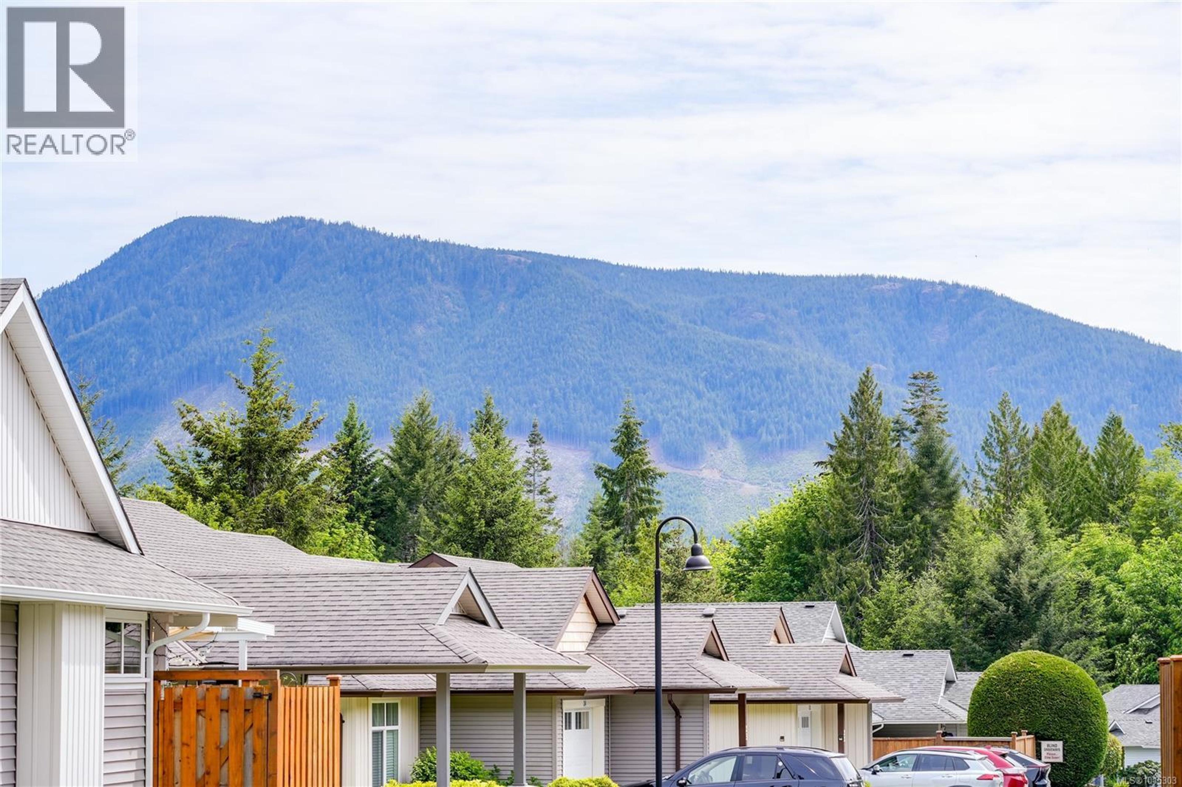 300 Grosskleg Way, Lake Cowichan - Exteriors - Photo 1