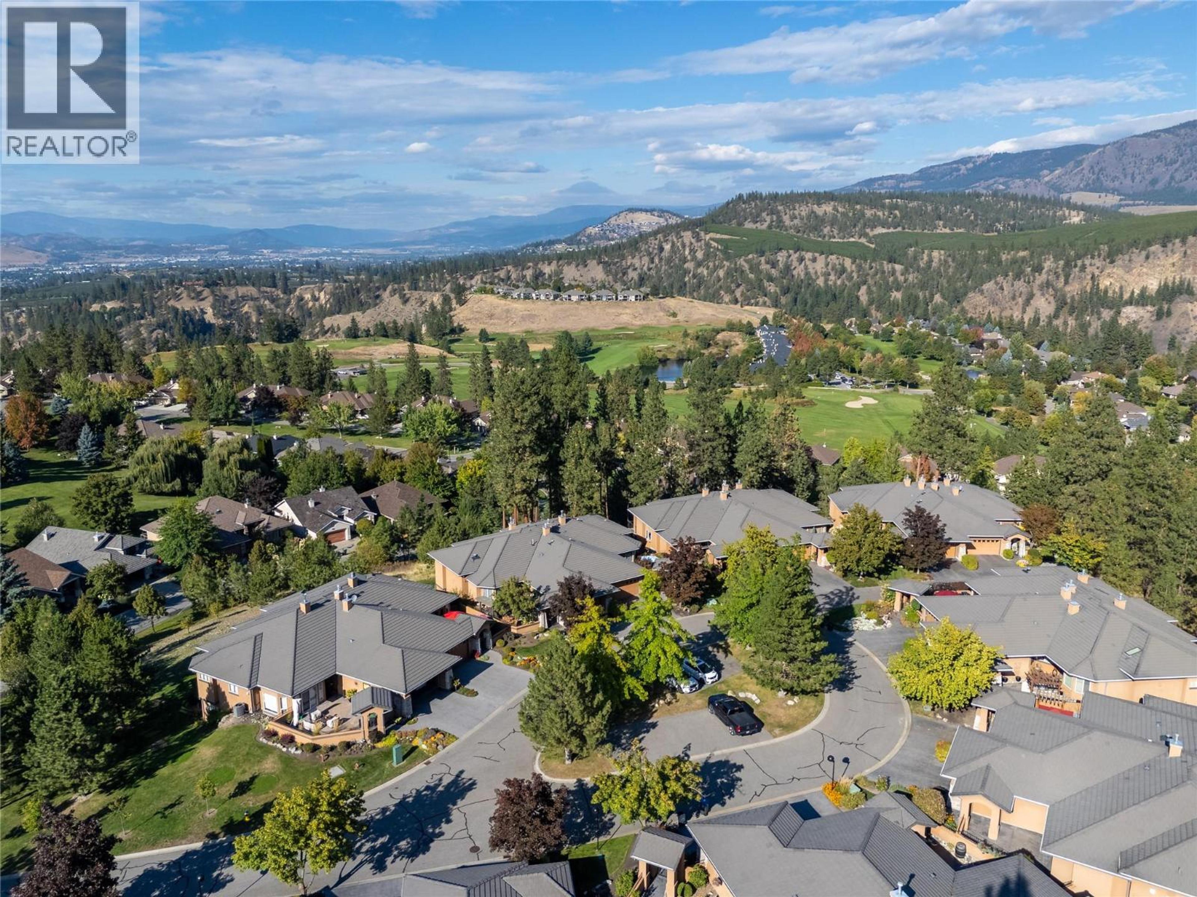 4100 Gallaghers Parkland, Kelowna - Exteriors - Full Complex View, Drone/Aerial View - Photo 2