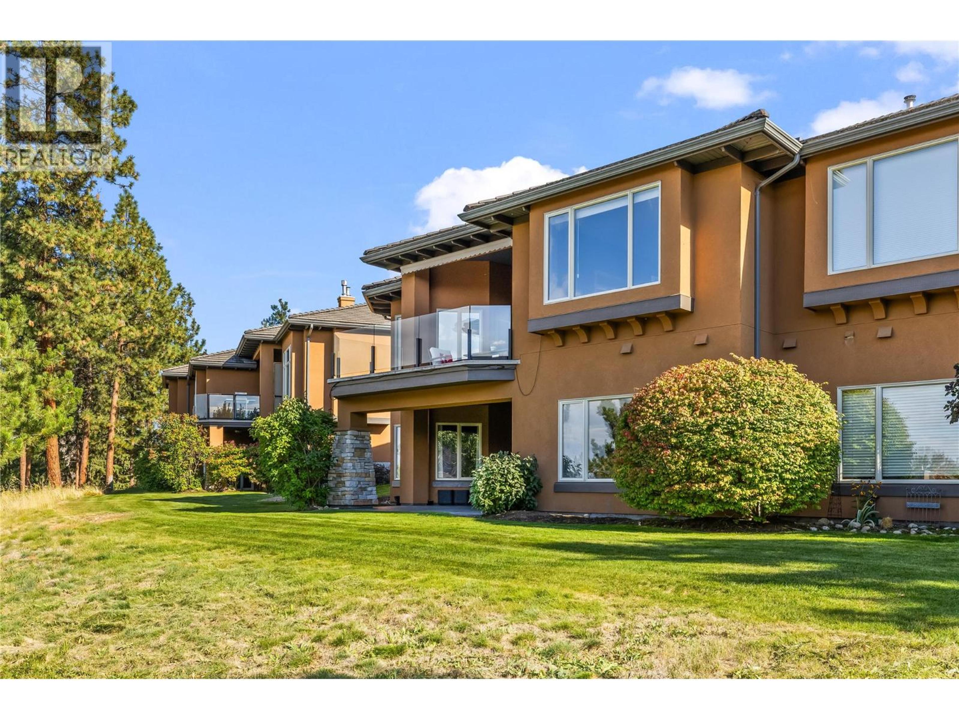 4100 Gallaghers Parkland, Kelowna - Exteriors - Full Complex View - Photo 3
