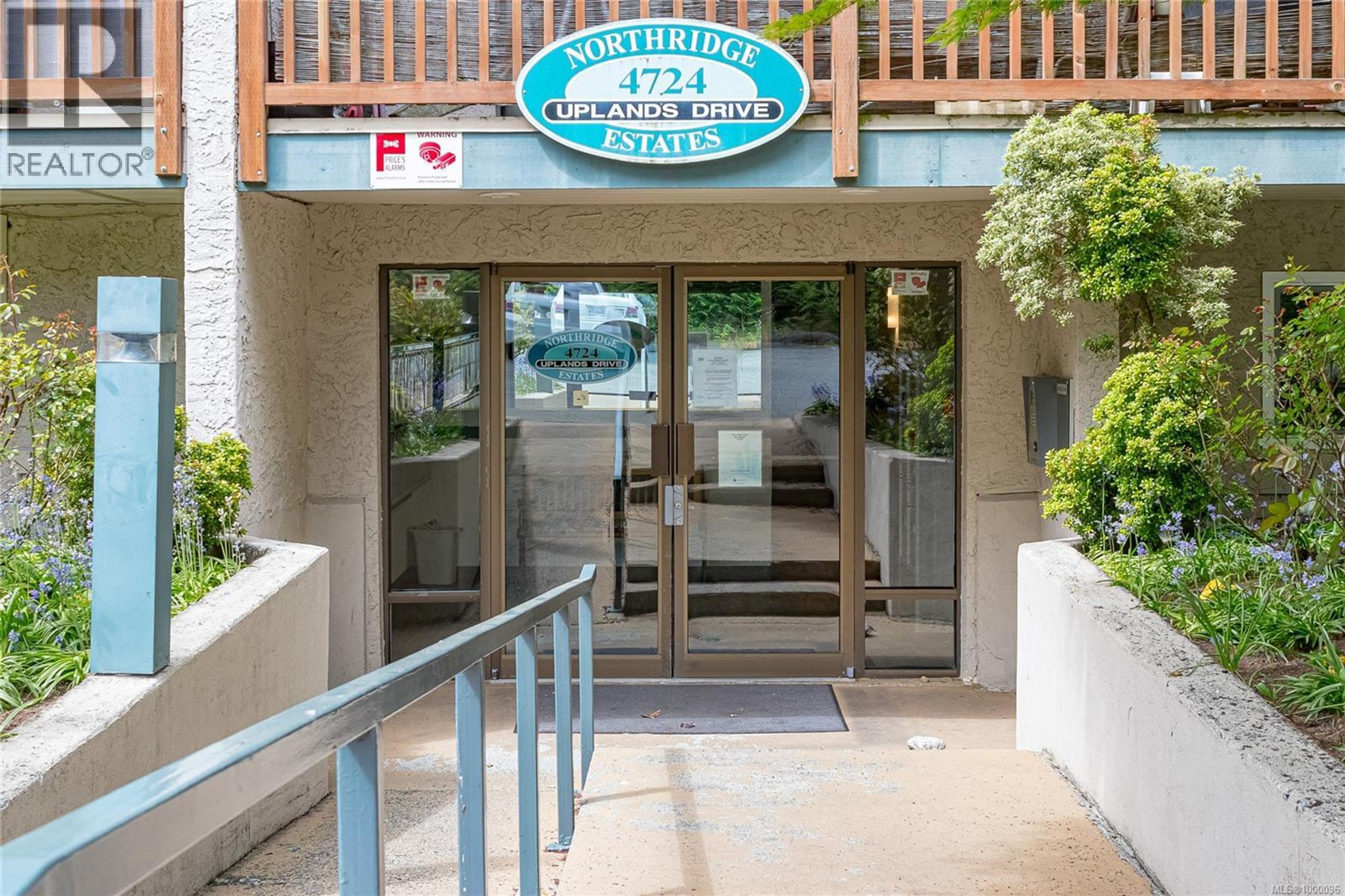 4724 Uplands Dr, Nanaimo - Exteriors - Photo 5