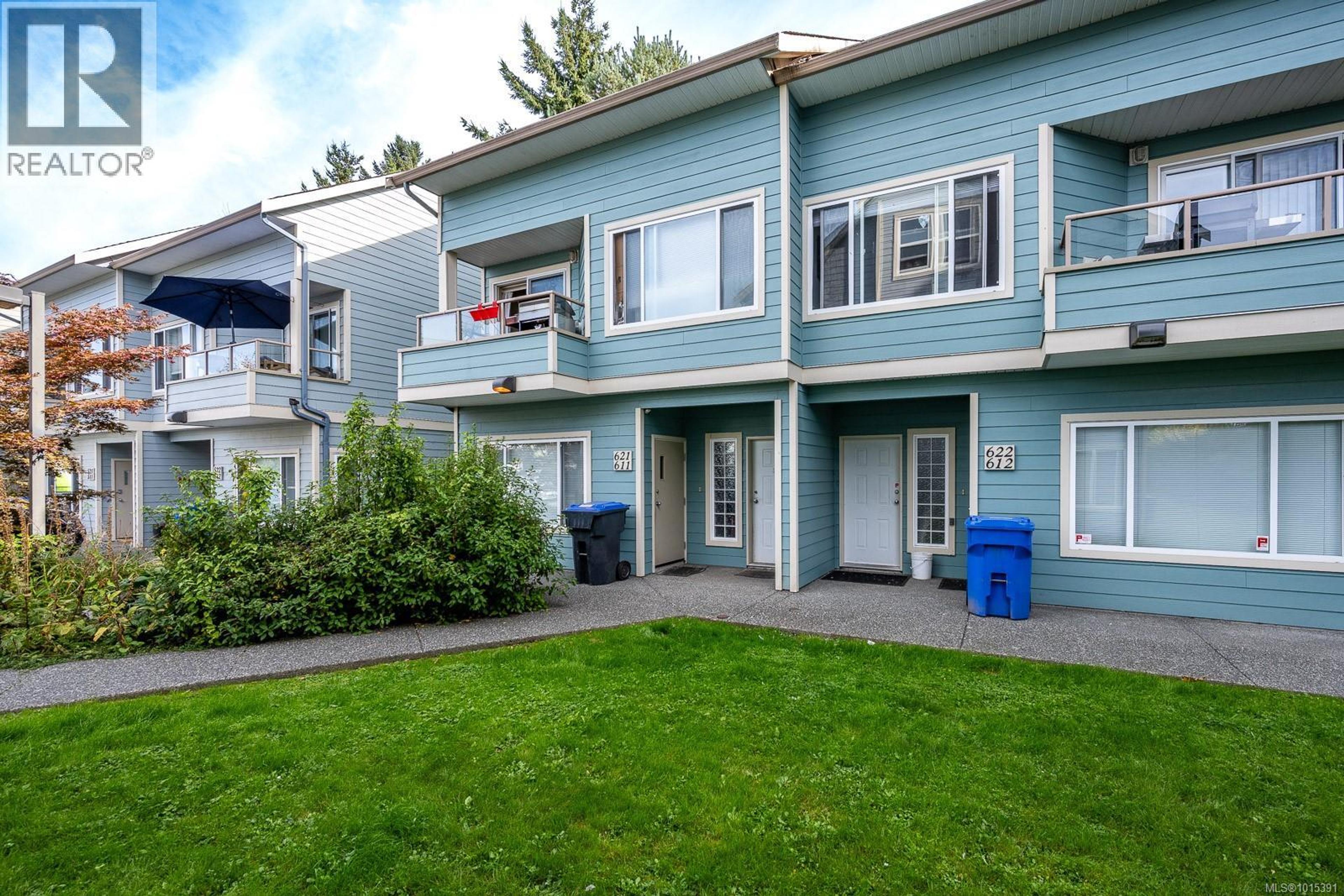 3030 Kilpatrick Ave, Courtenay - Exteriors - Full Complex View - Photo 3
