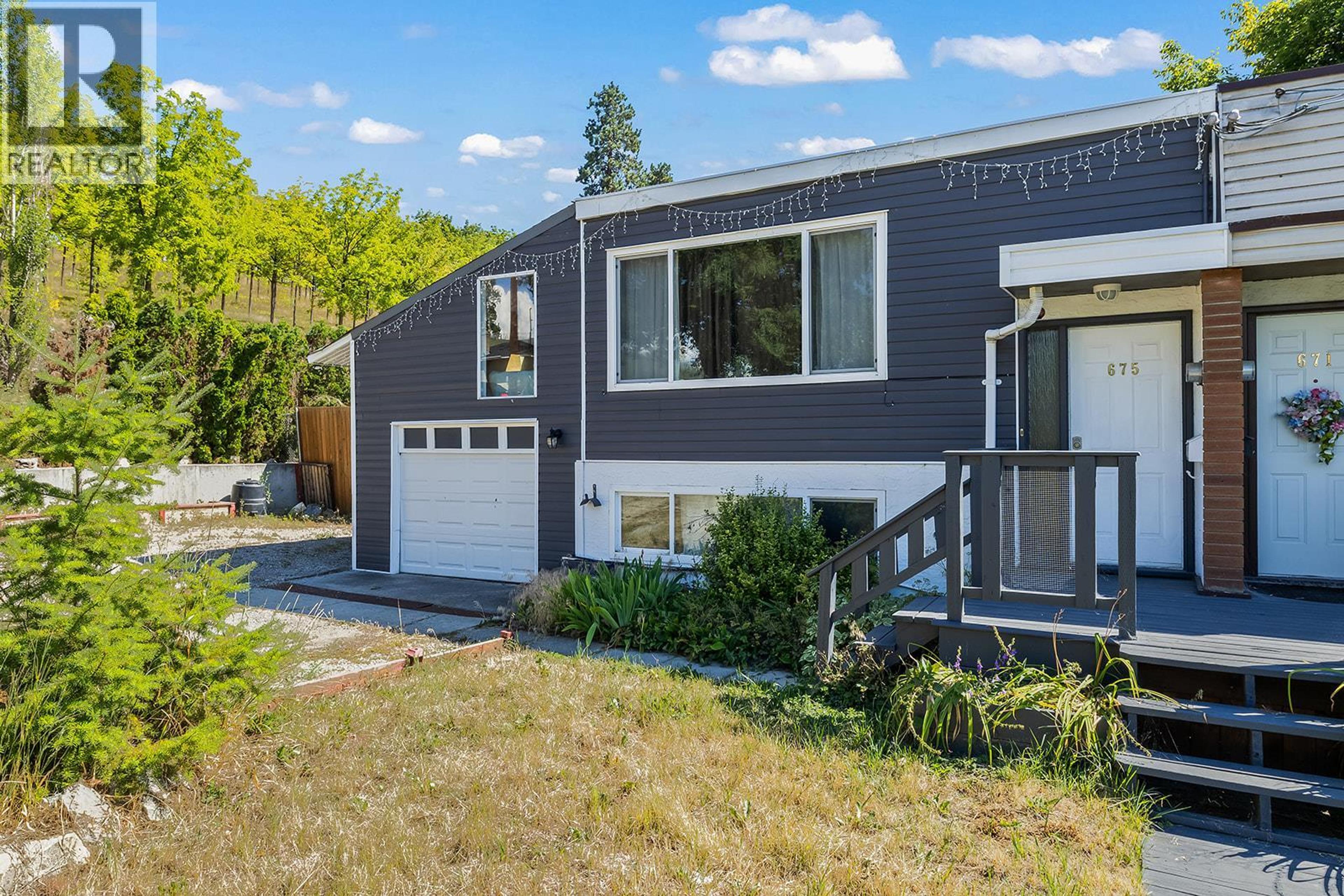 675 Webster Road, Kelowna - Exteriors - Photo 2