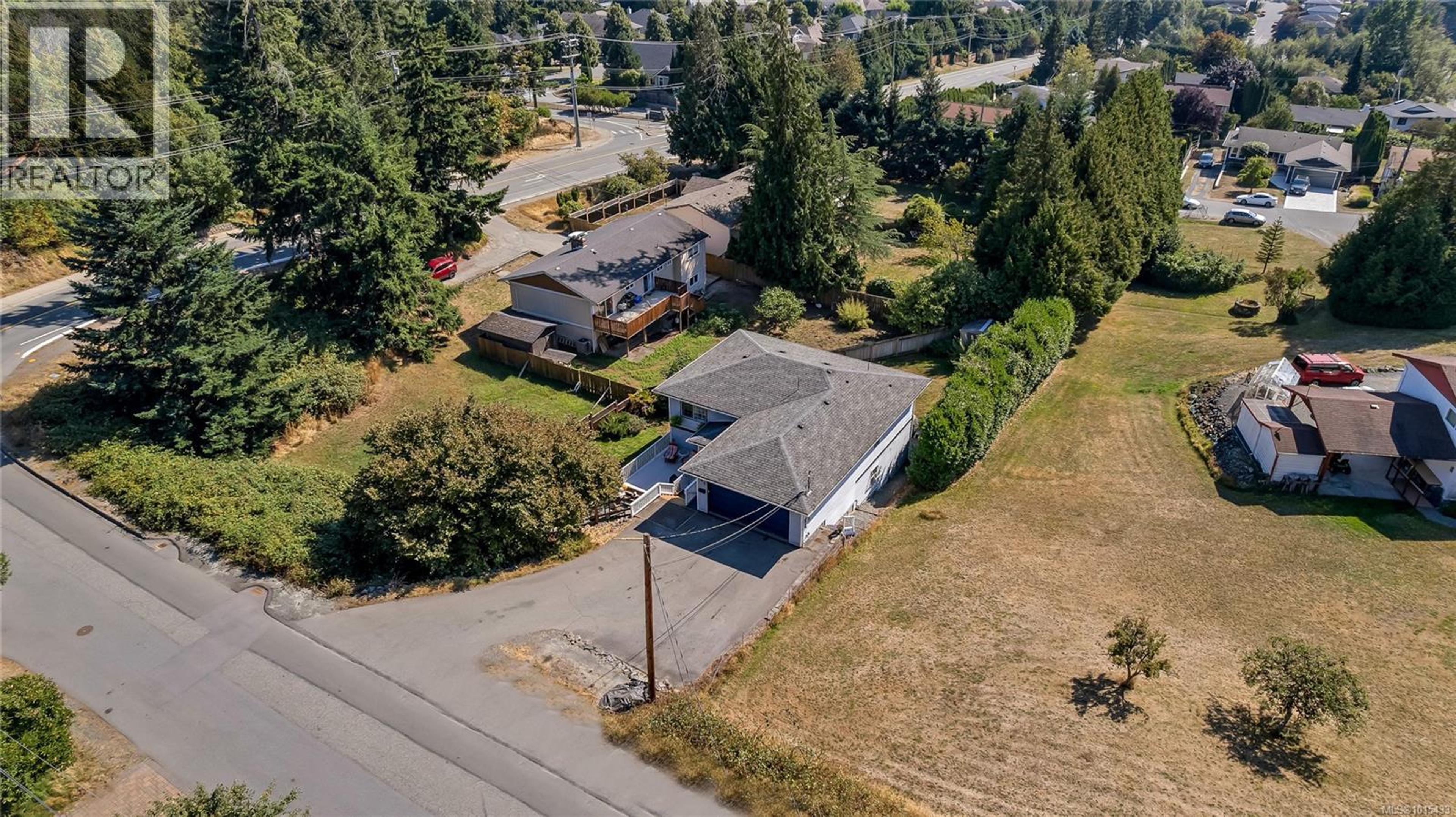505 Windthrop Rd, Colwood - Exteriors - Drone/Aerial View - Photo 8