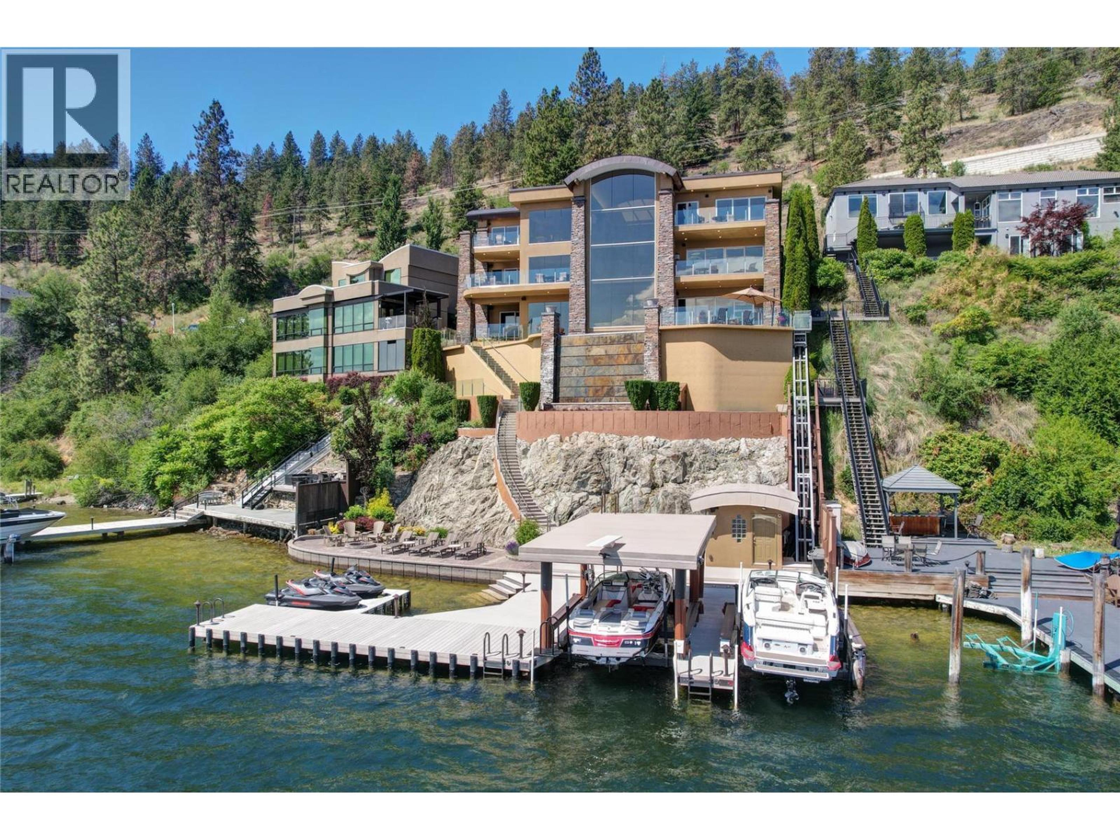 901 Westside Road S, West Kelowna - Exteriors - Photo 7