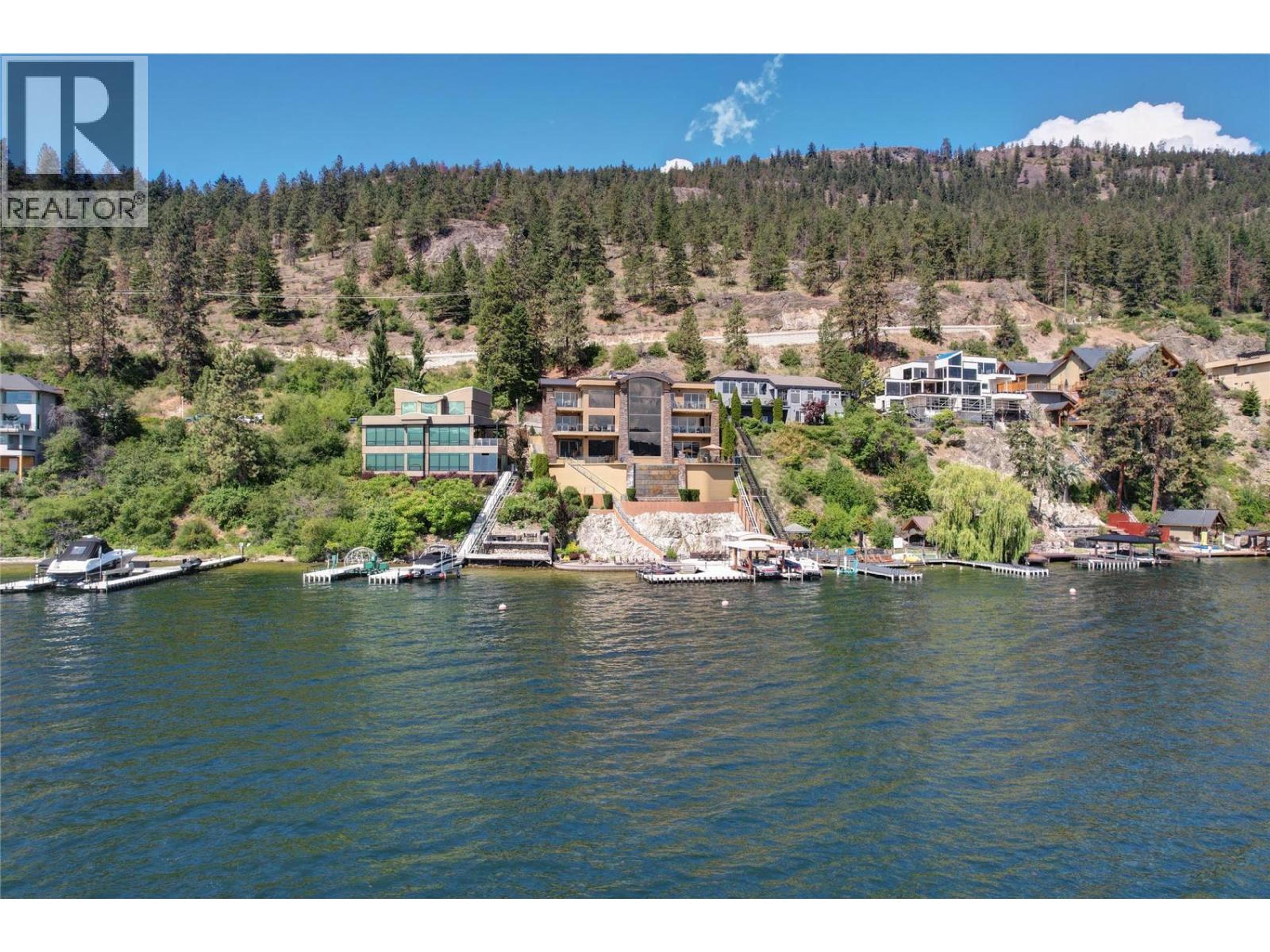 901 Westside Road S, West Kelowna - Exteriors - Full Complex View - Photo 9