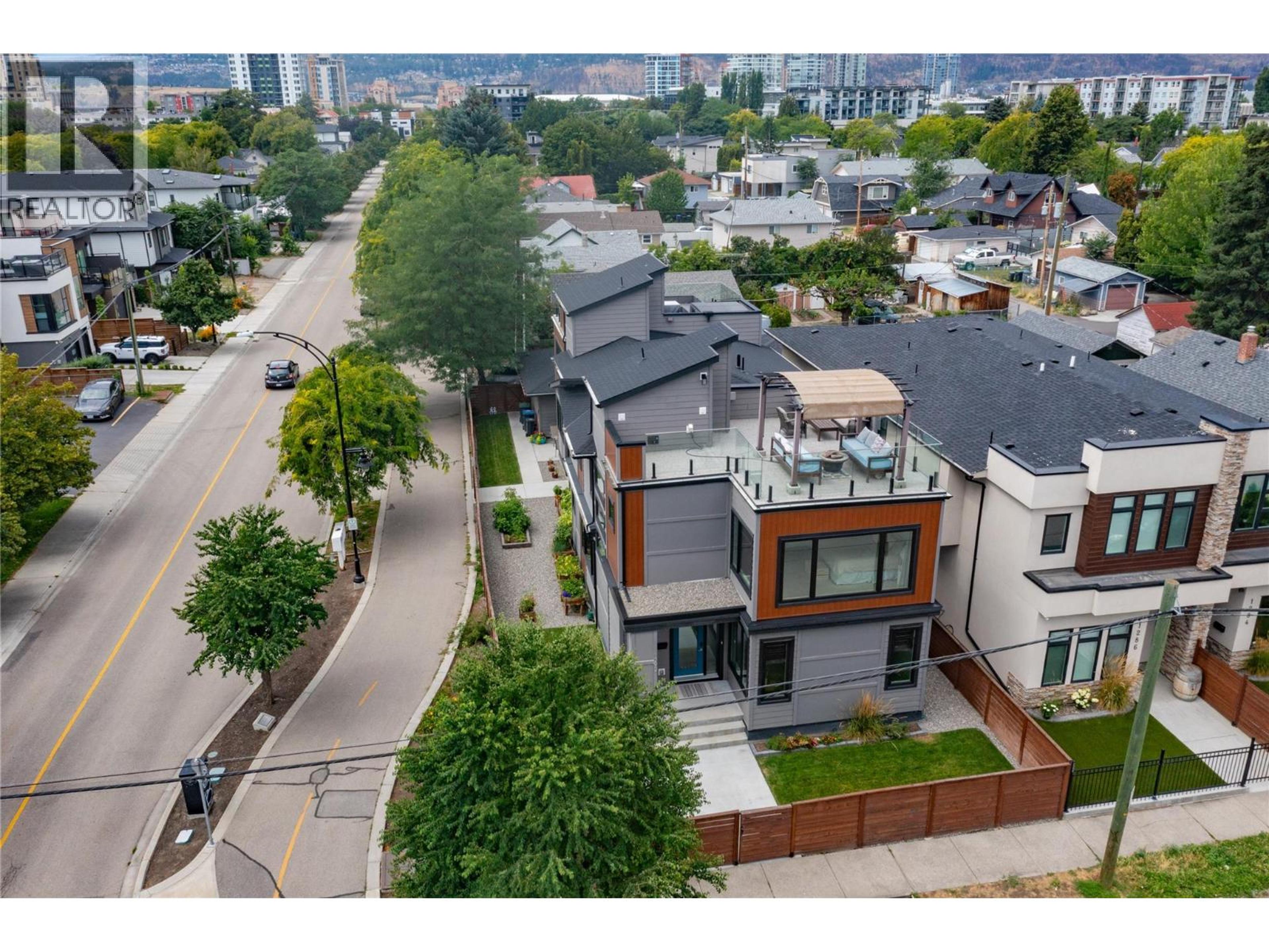 1292 Ethel Street, Kelowna - Exteriors - Drone/Aerial View - Photo 10