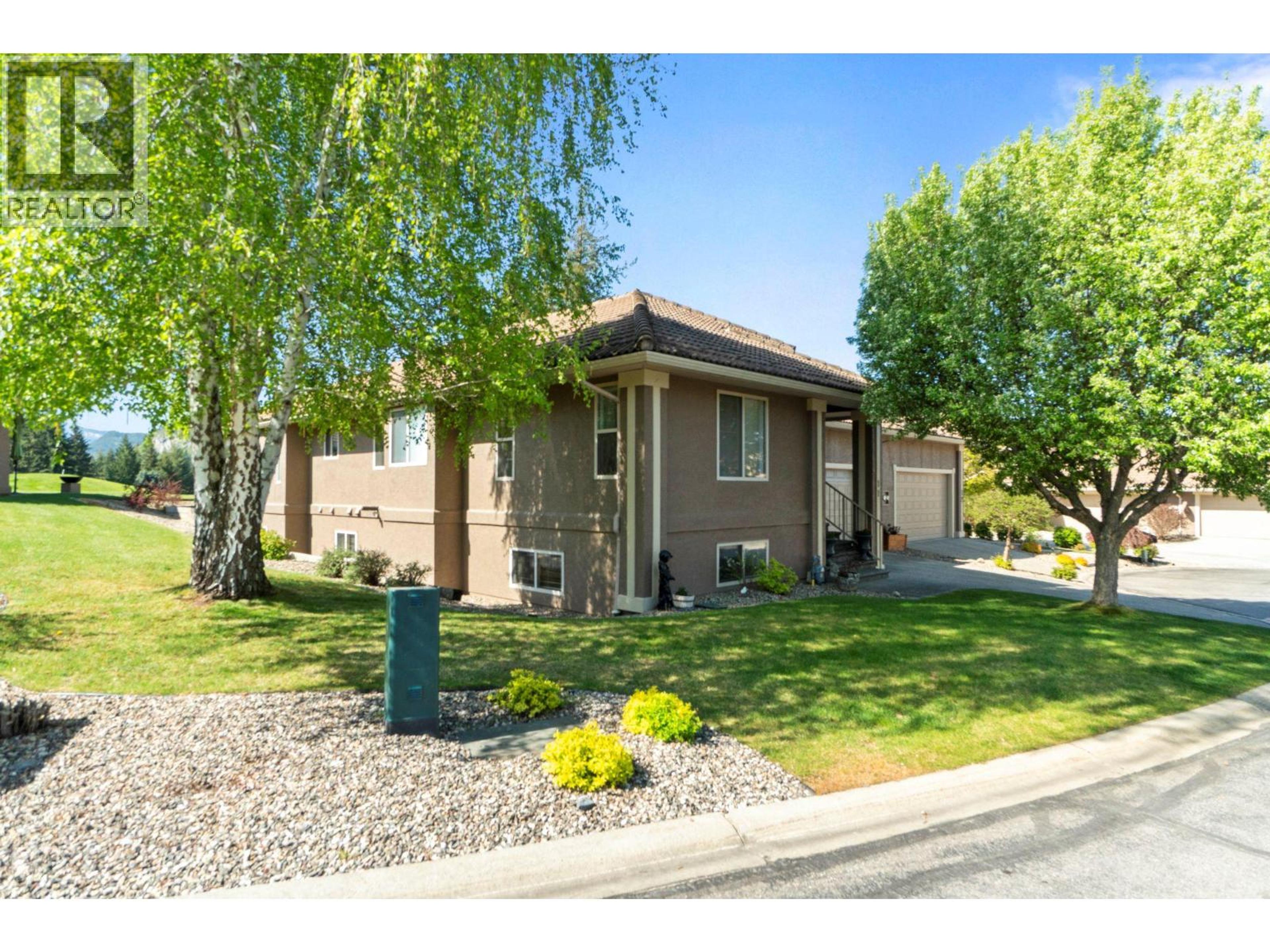 2550 Golf Course Drive, Blind Bay - Exteriors - Photo 8