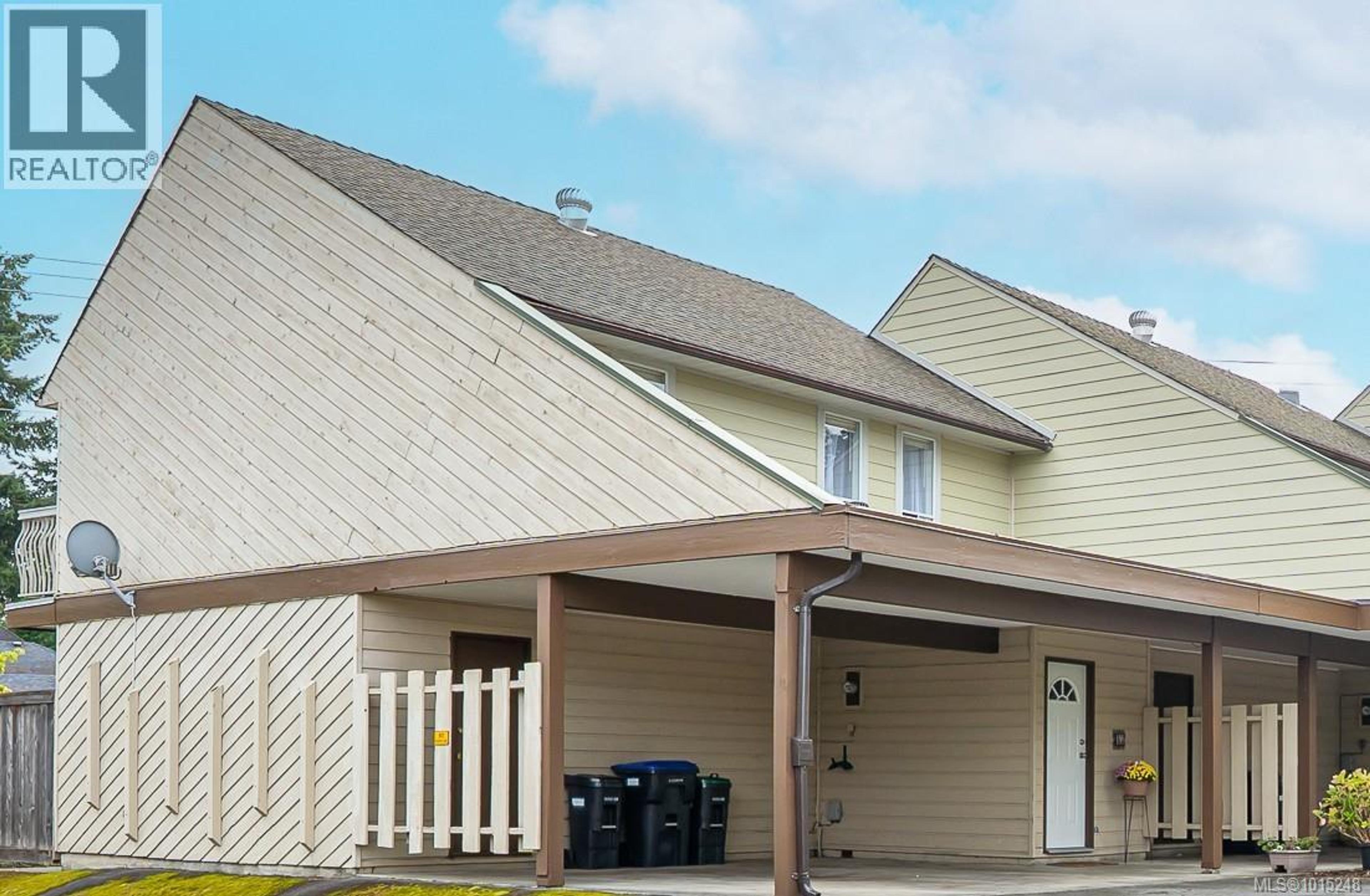 267 Corfield St, Parksville - Exteriors - Photo 1