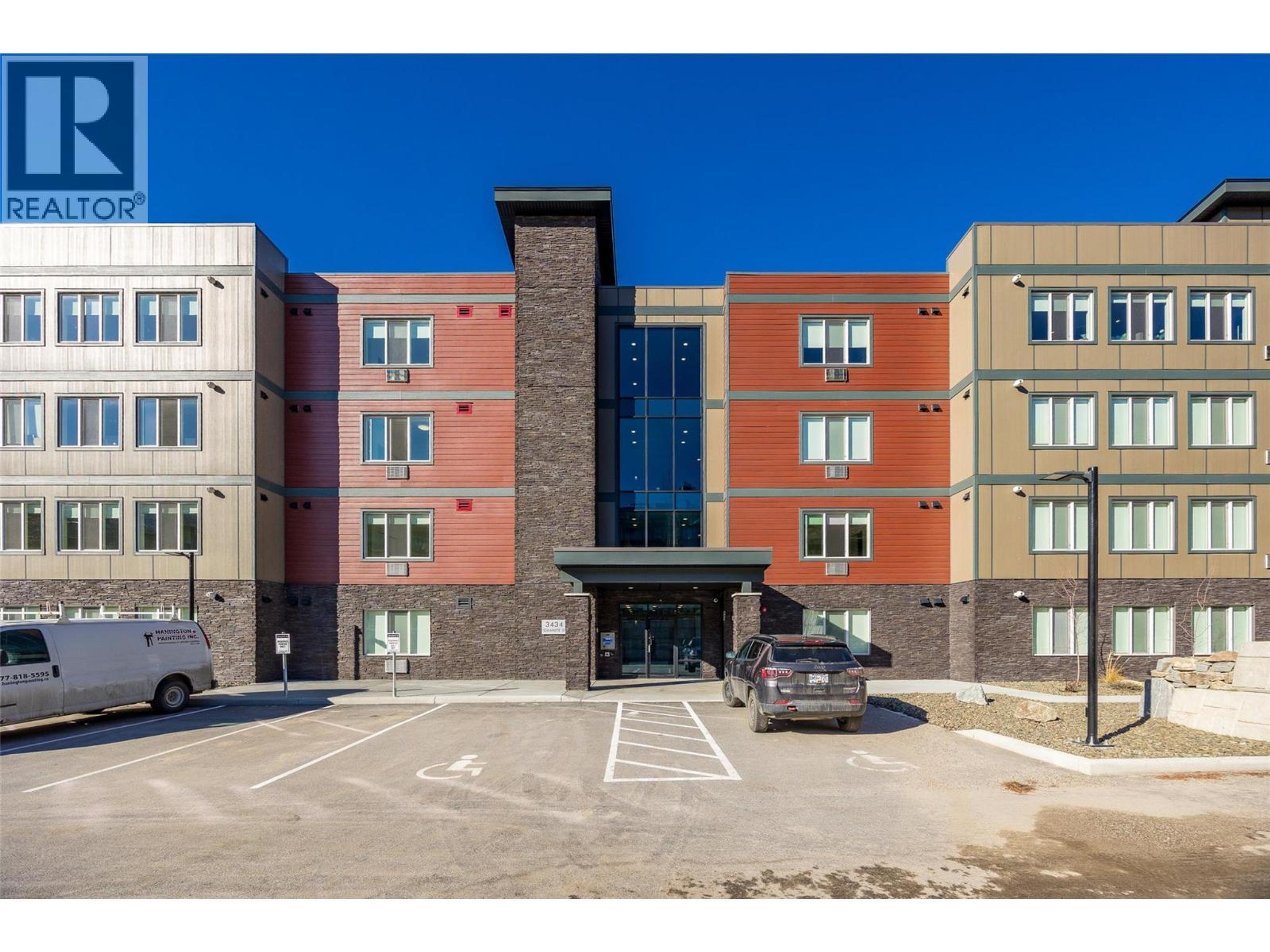 3475 Granite Close, Kelowna - Exteriors - Photo 1