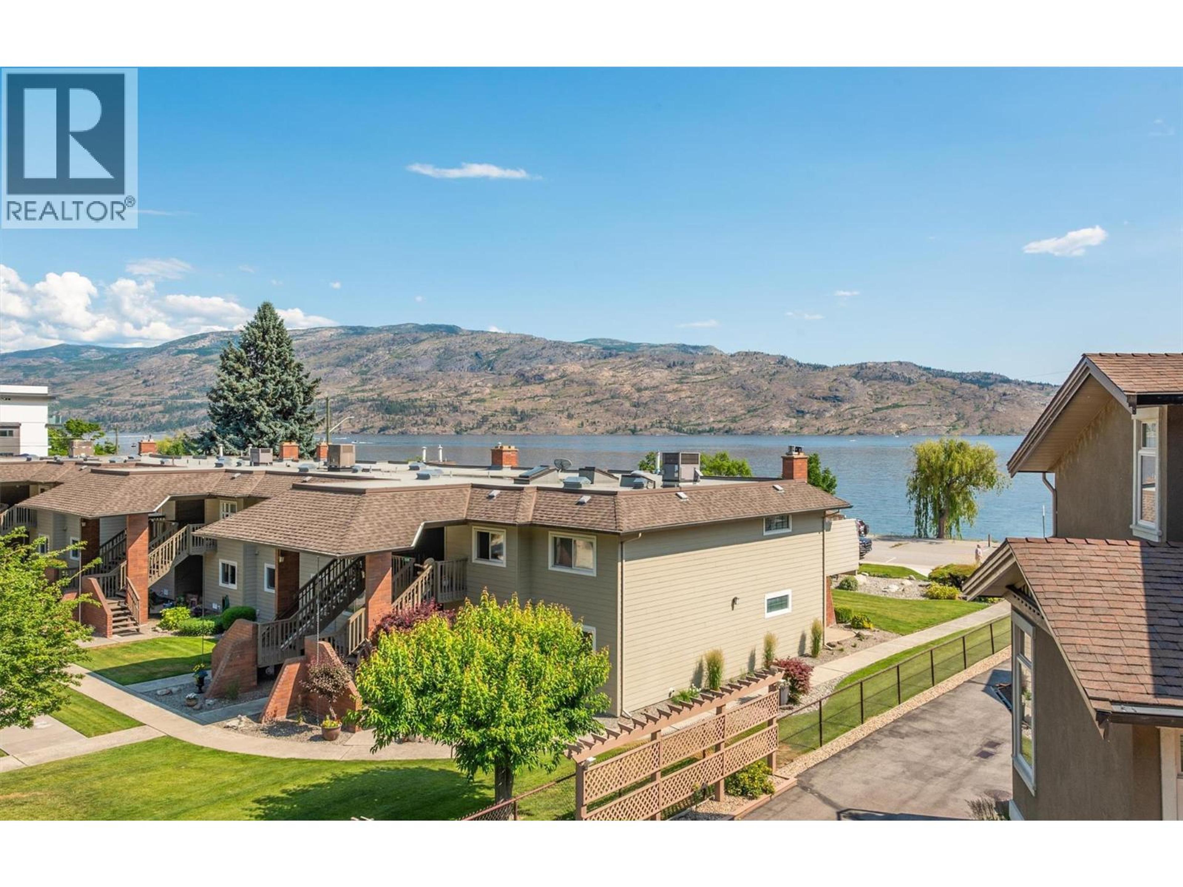 4356 Beach Avenue, Peachland - Exteriors - Full Complex View - Photo 2