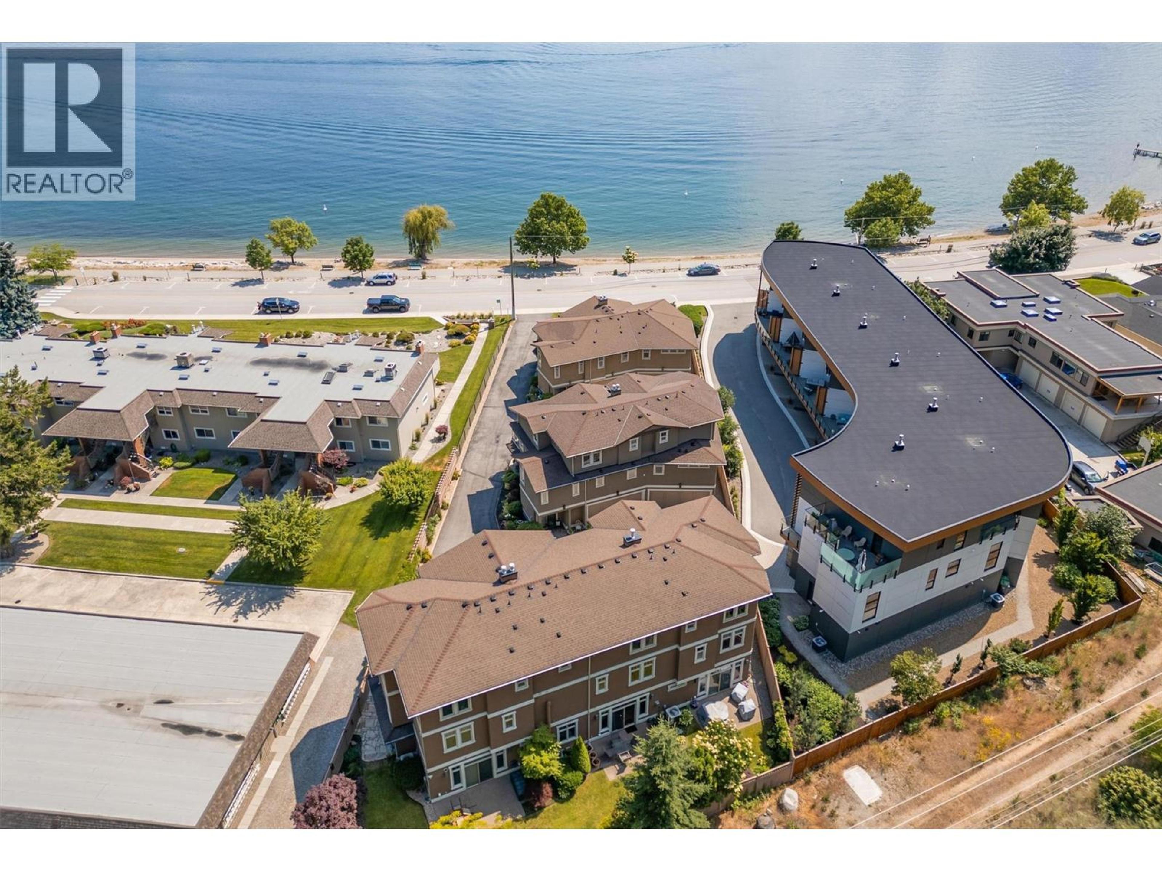 4356 Beach Avenue, Peachland - Exteriors - Full Complex View, Drone/Aerial View - Photo 5
