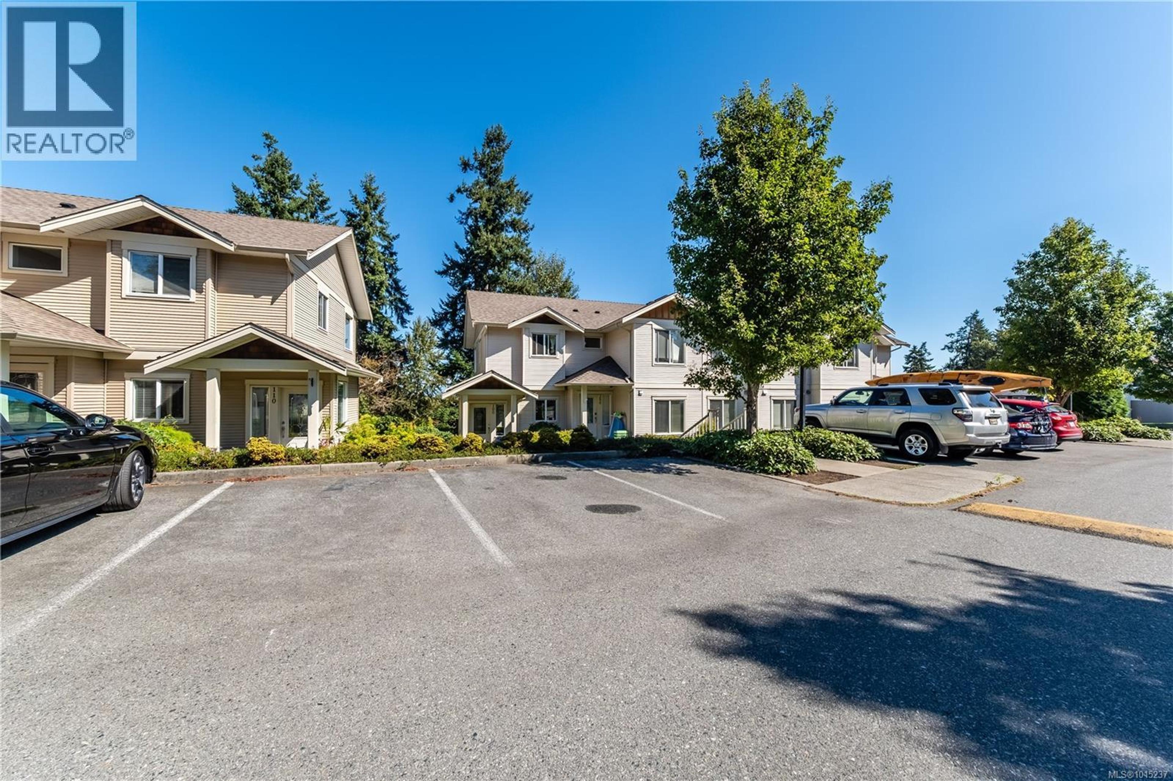 834 Varsity Way, Nanaimo - Exteriors - Full Complex View - Photo 2